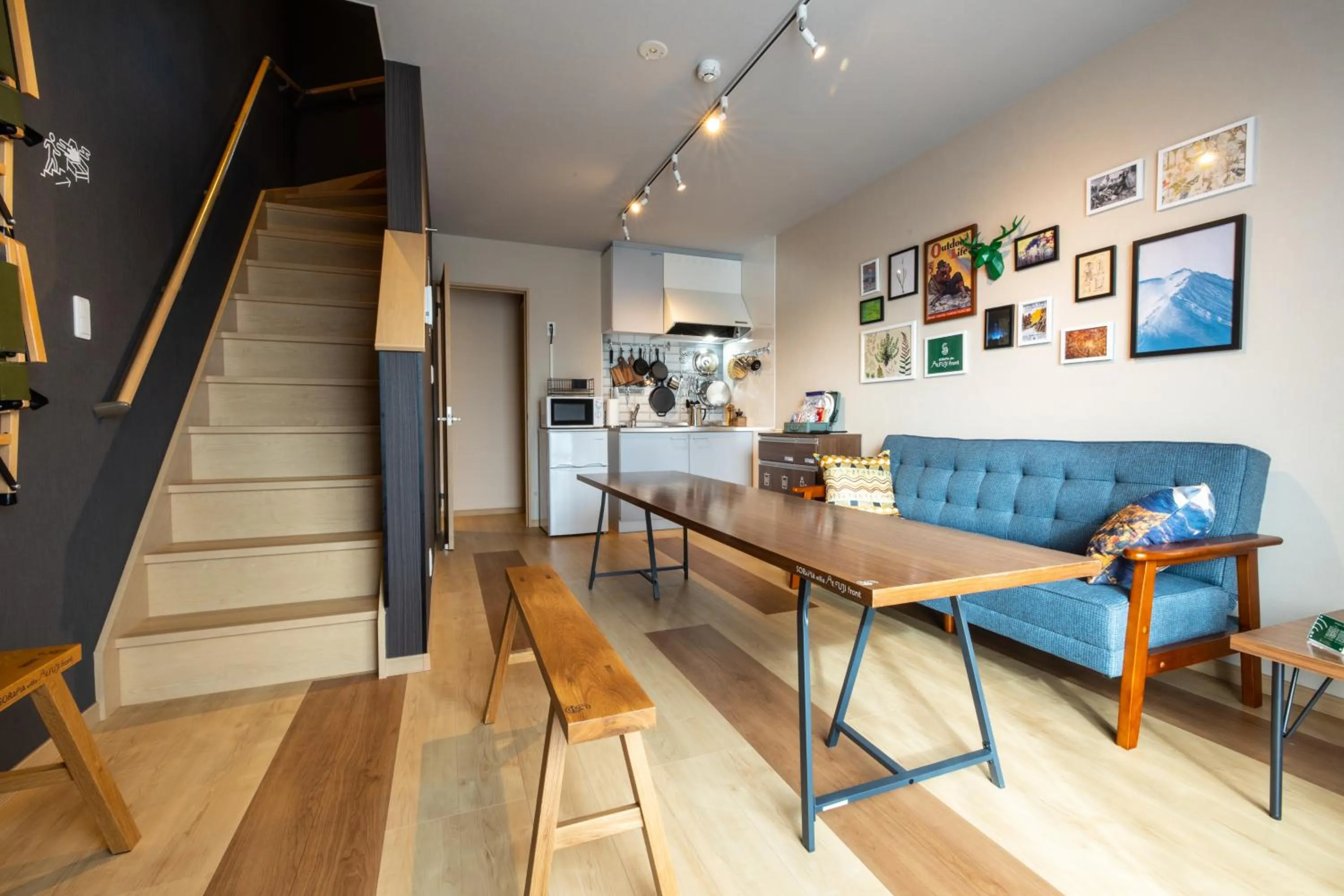 Living room in SORAPIA Villa Mt.FUJI Front
