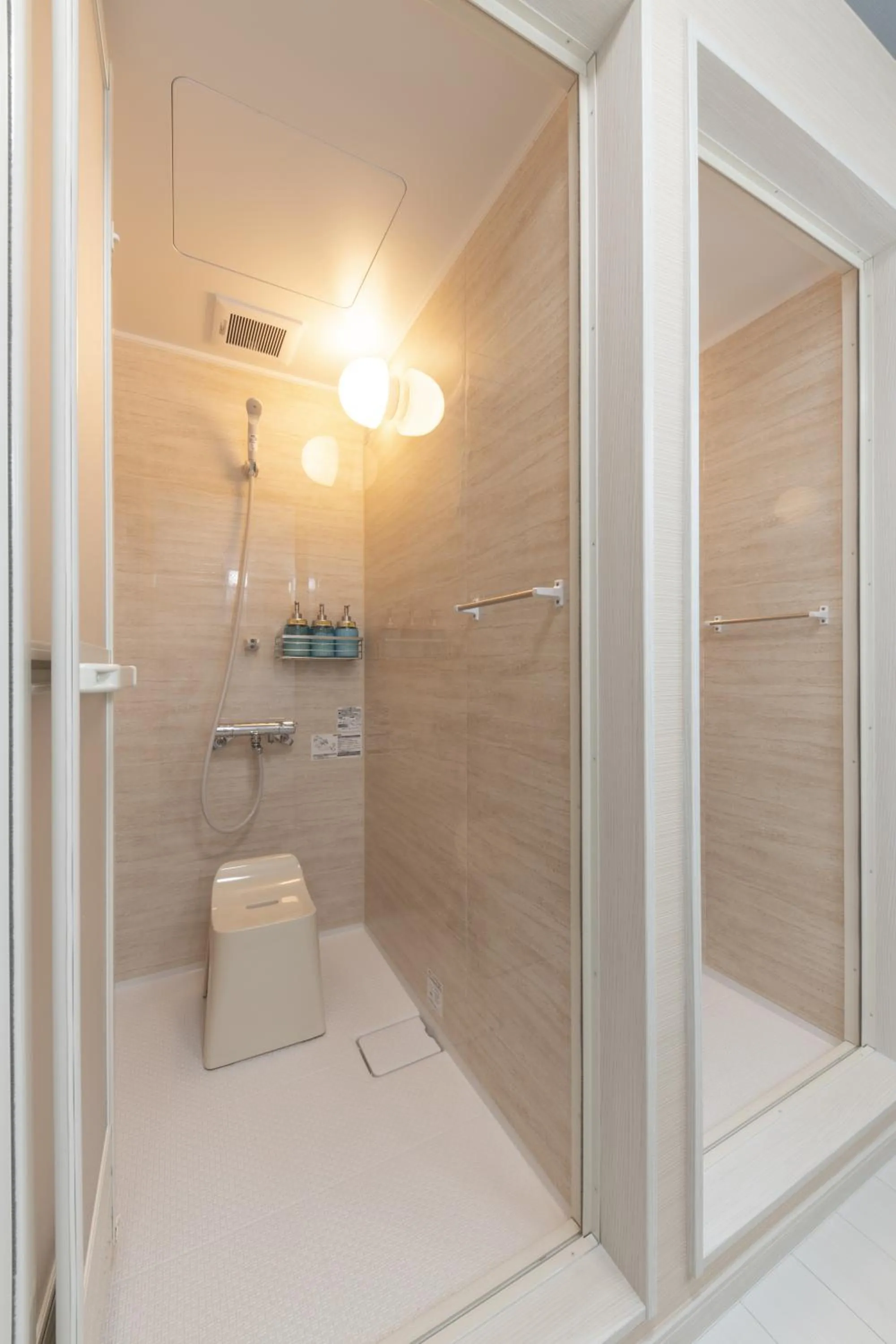 Shower in SORAPIA Villa Mt.FUJI Front