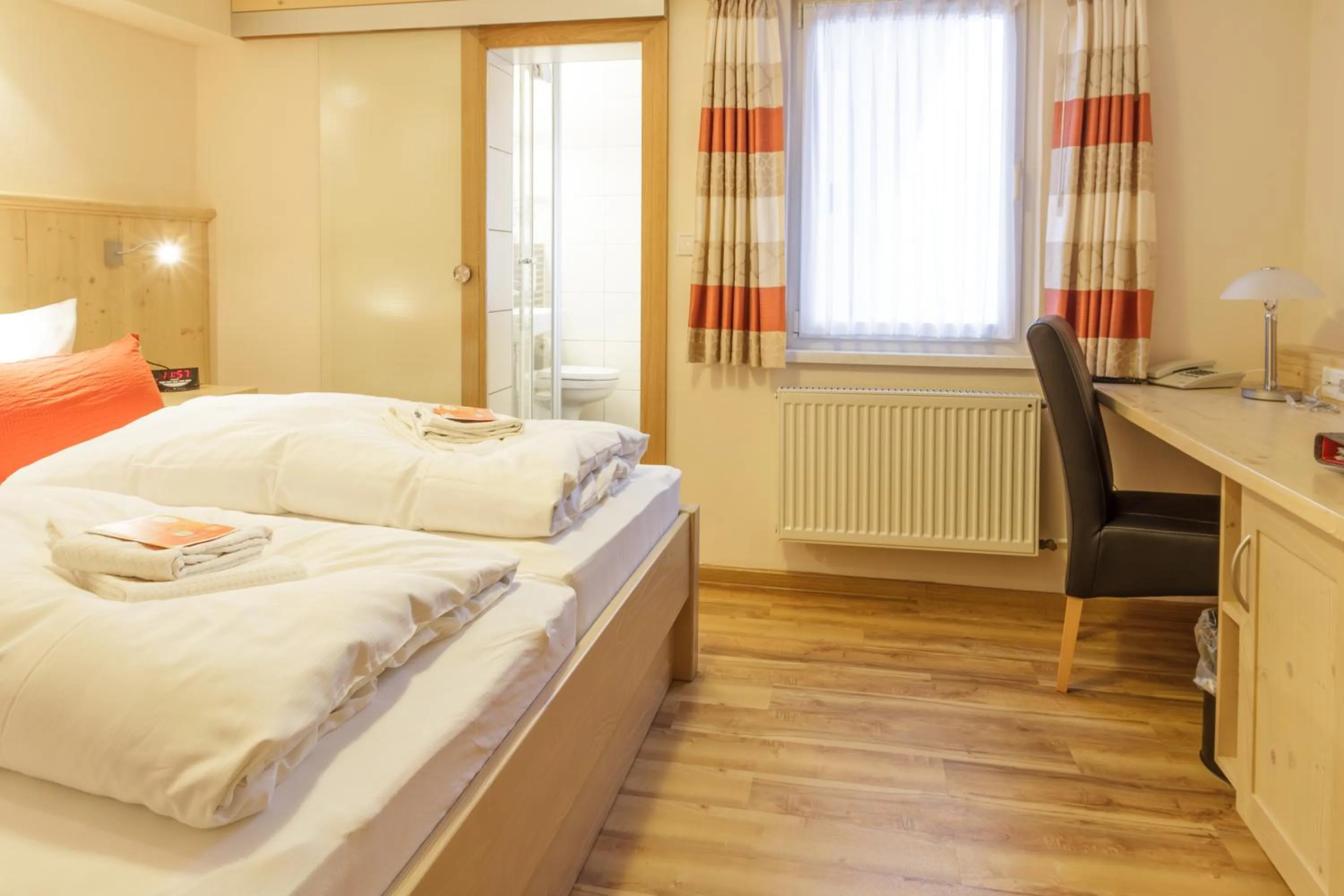 Bed in Landgasthof Gilsbach