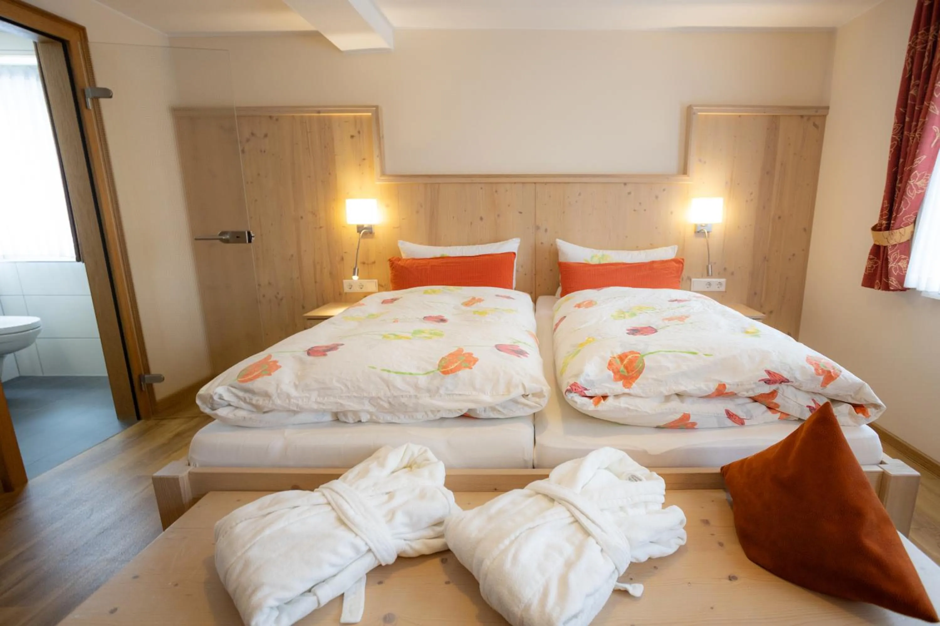 Bed in Landgasthof Gilsbach