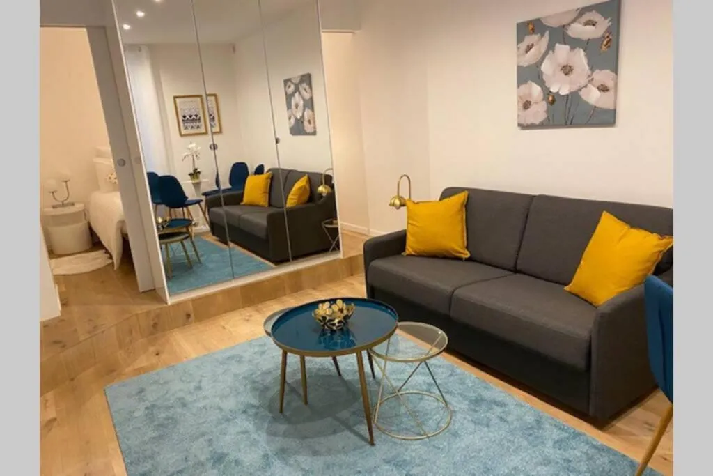 Stylist and cosy appartement in Montparnasse