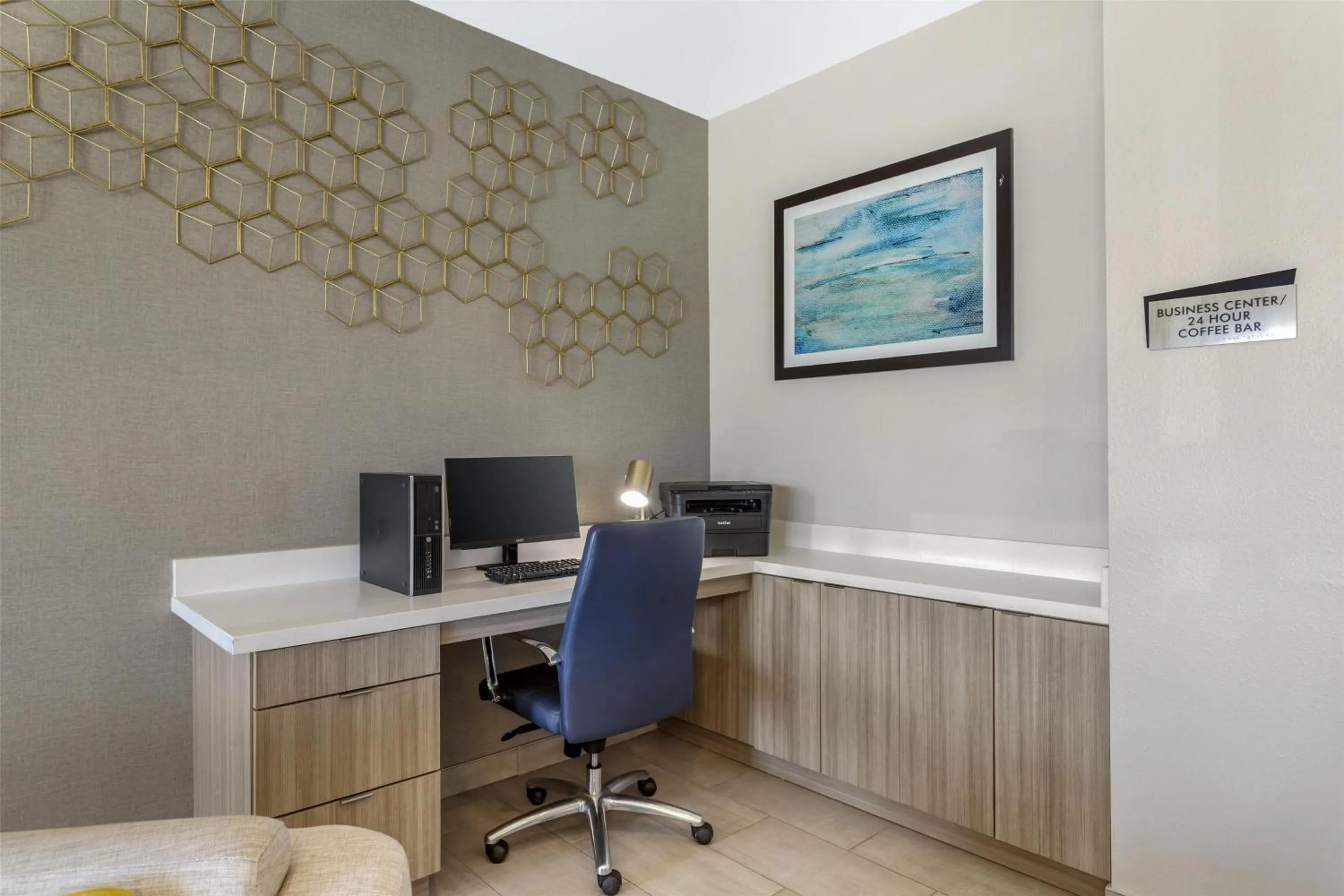 Business facilities in Best Western Plus Mid County