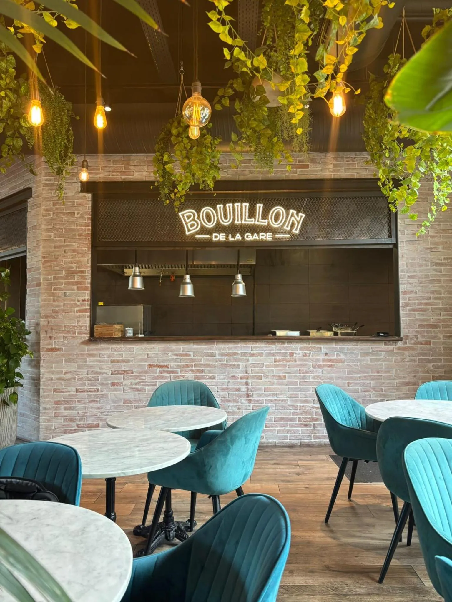 Restaurant/places to eat in Aiden by Best Western Lorient Centre