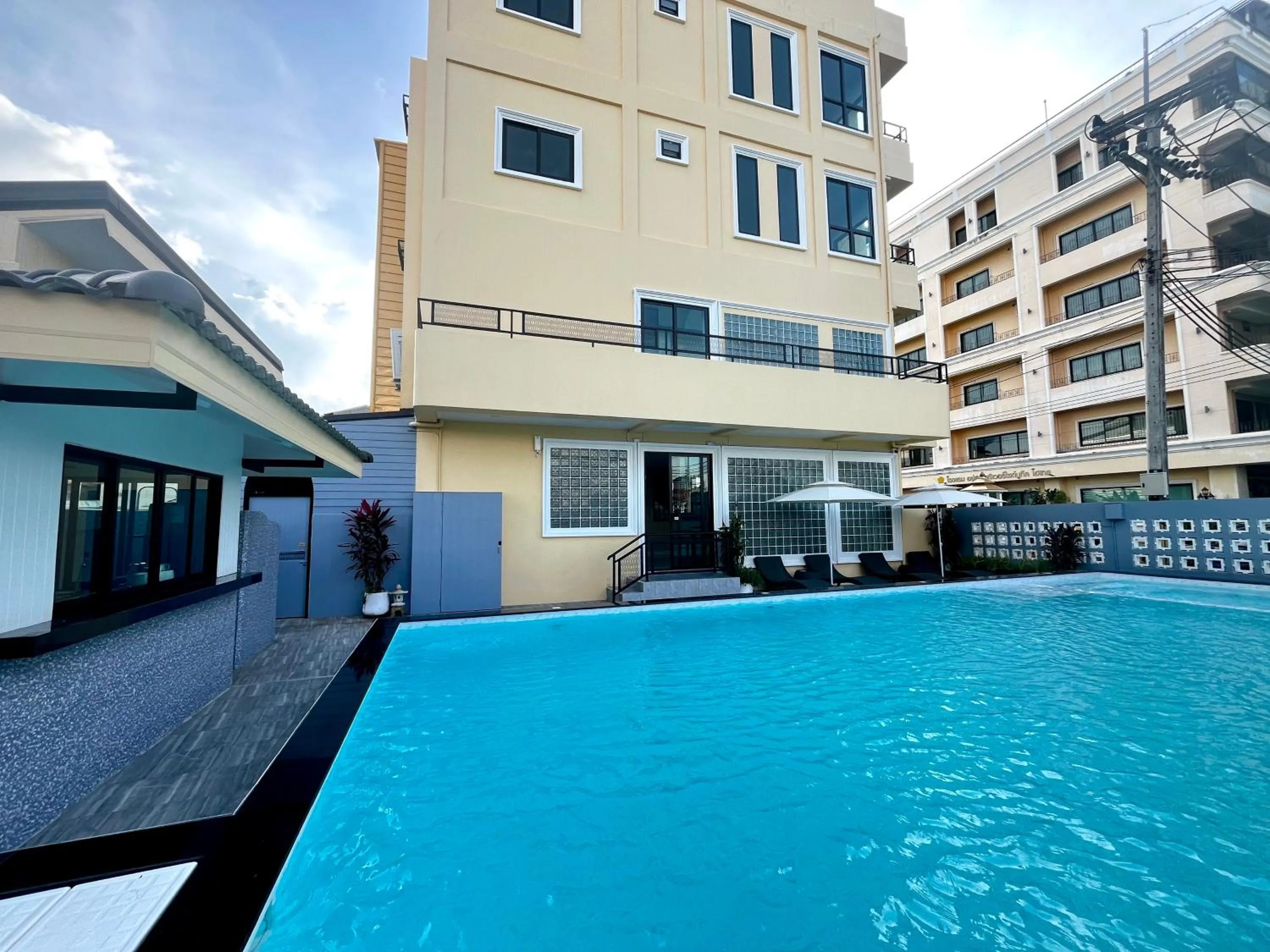 Swimming pool in USABAI Riverside Boutique Hotel