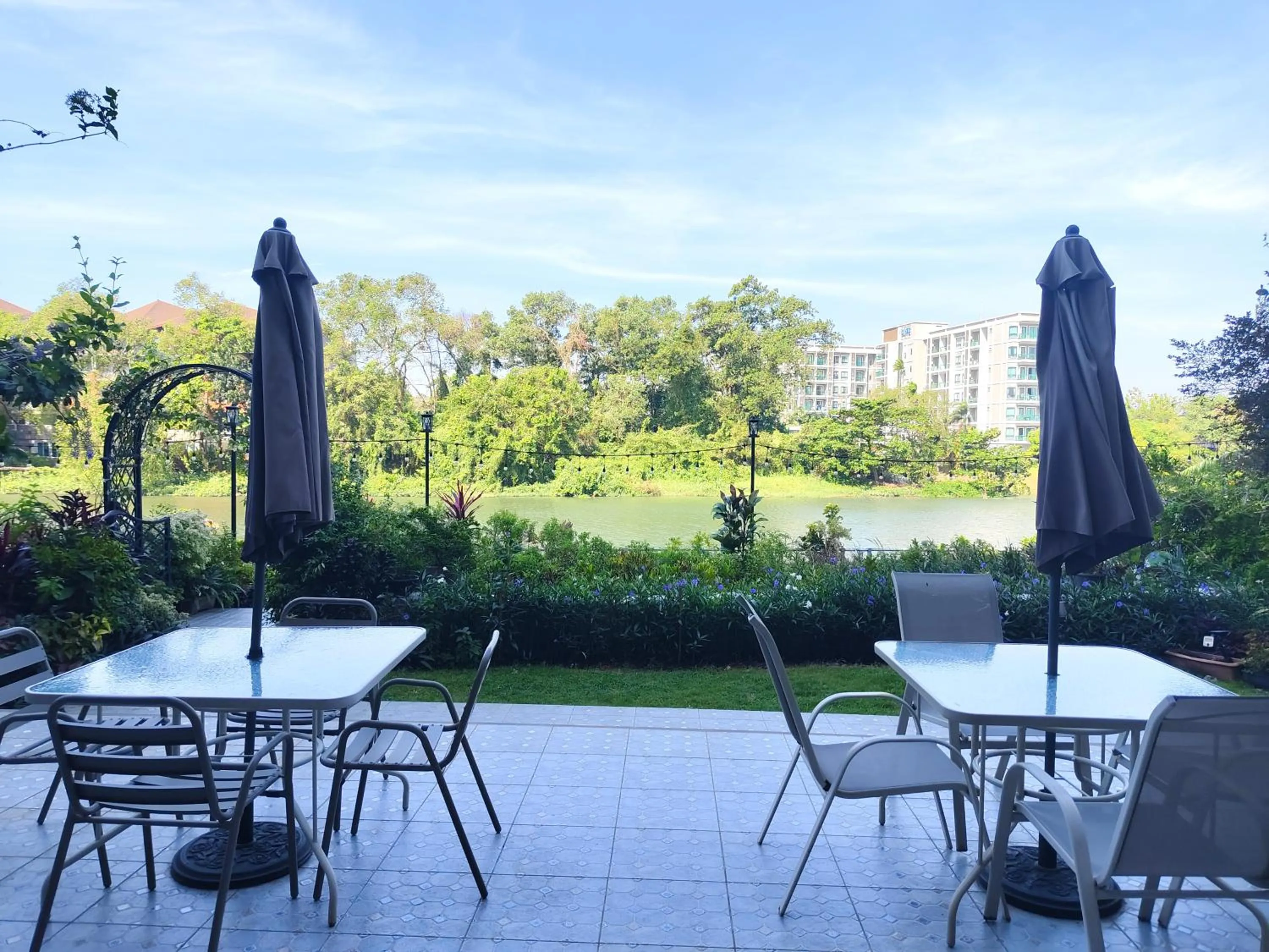 Restaurant/places to eat in USABAI Riverside Boutique Hotel