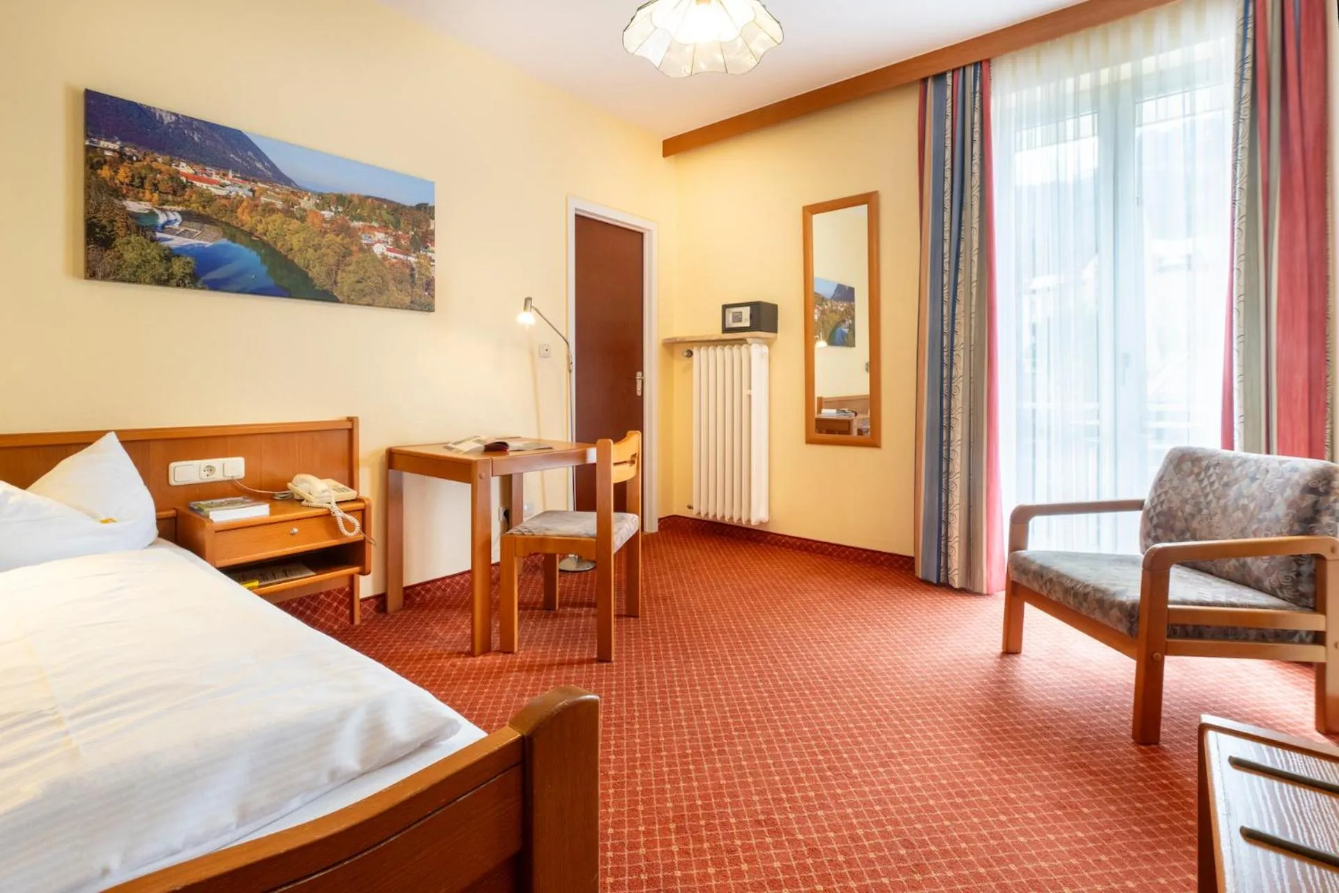 Photo of the whole room, Bed in Hotel Bergfried & Schönblick