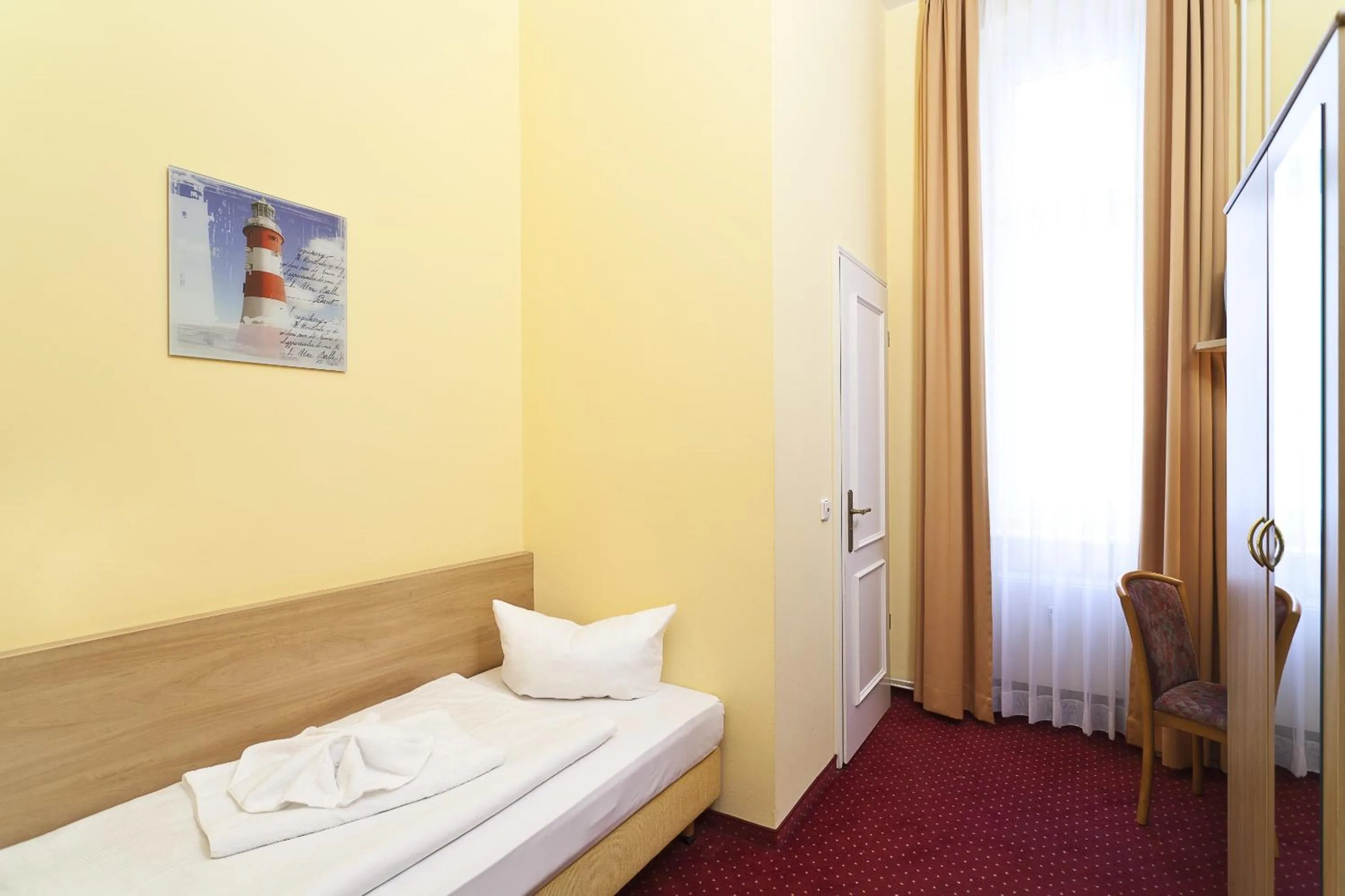 Bed in Hotel Vivaldi Berlin am Kurfürstendamm