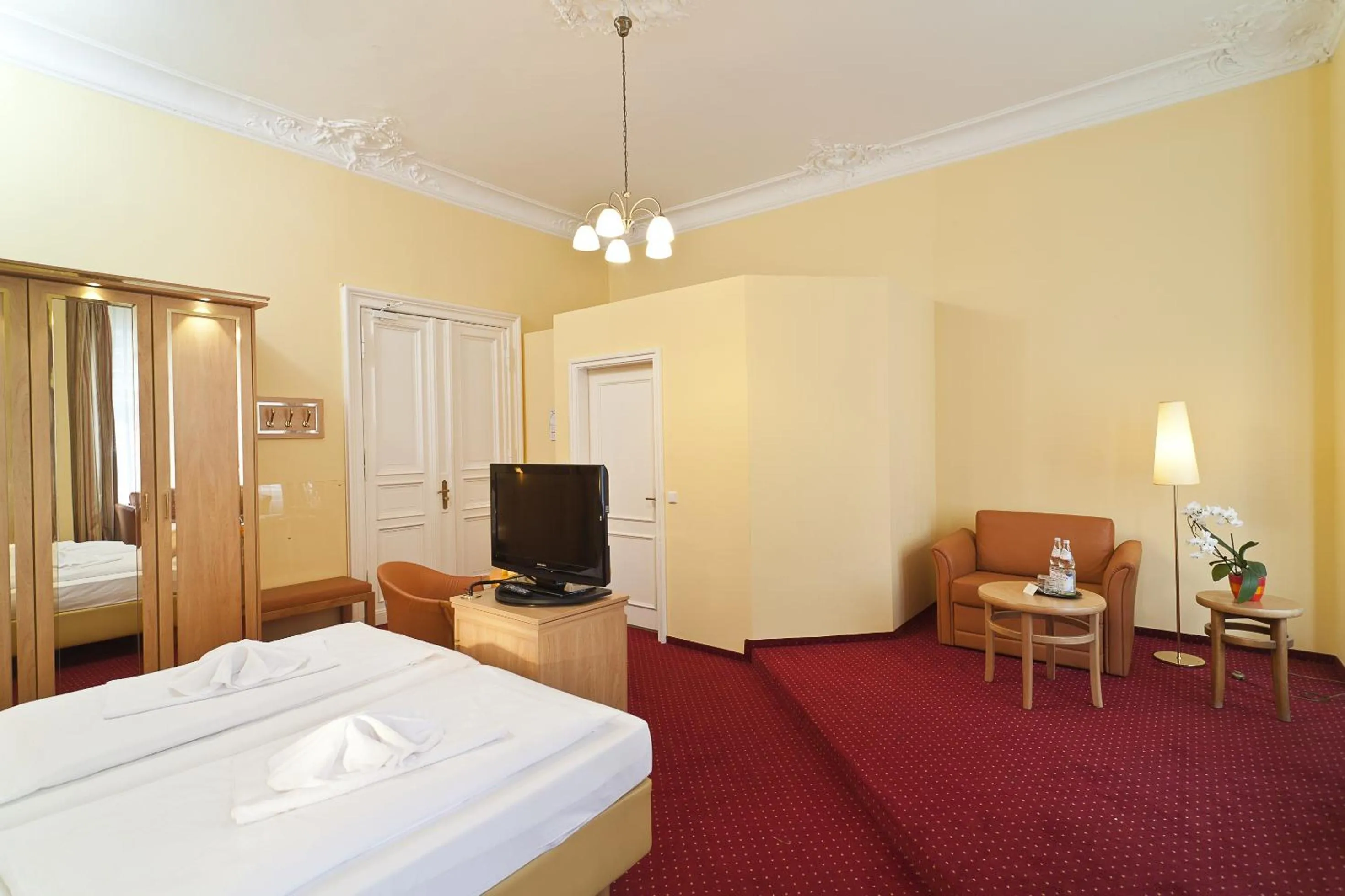 Bed in Hotel Vivaldi Berlin am Kurfürstendamm