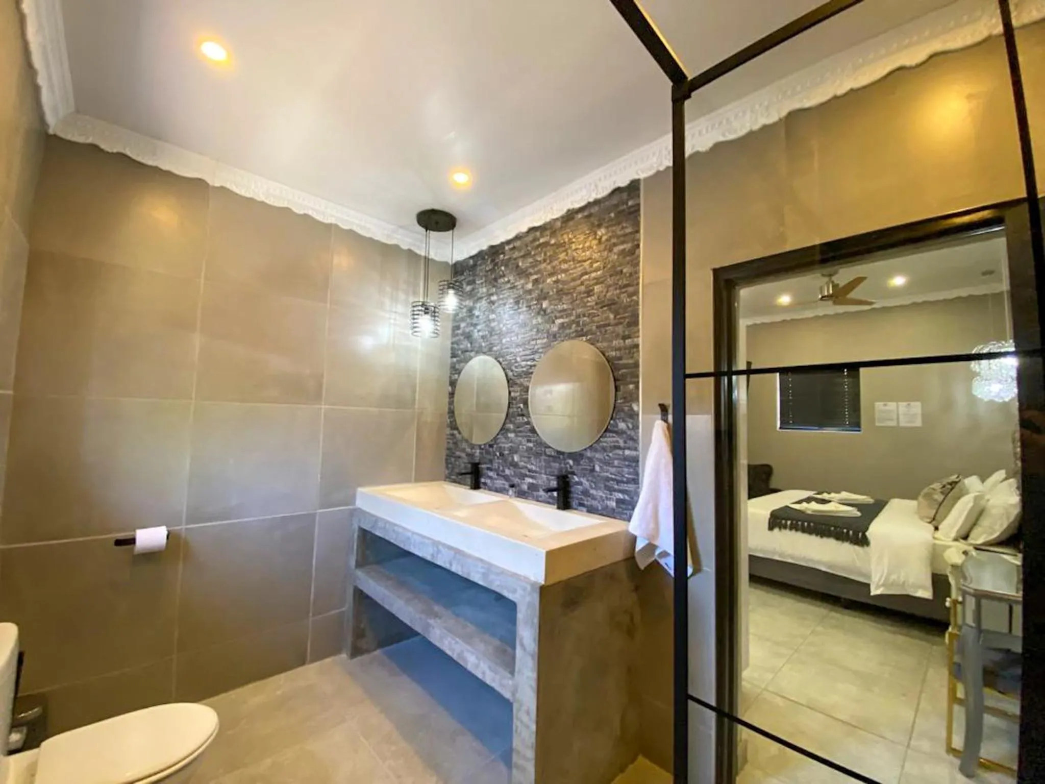 Toilet, Bed in Le Grant Guesthhouse