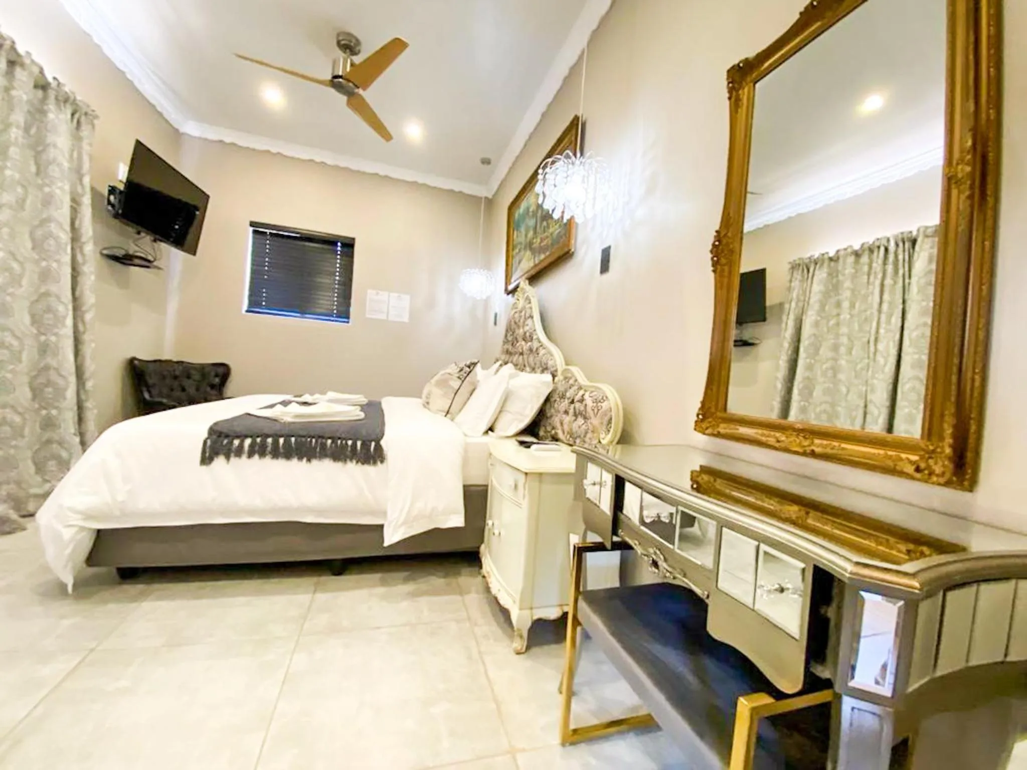 Bed in Le Grant Guesthhouse