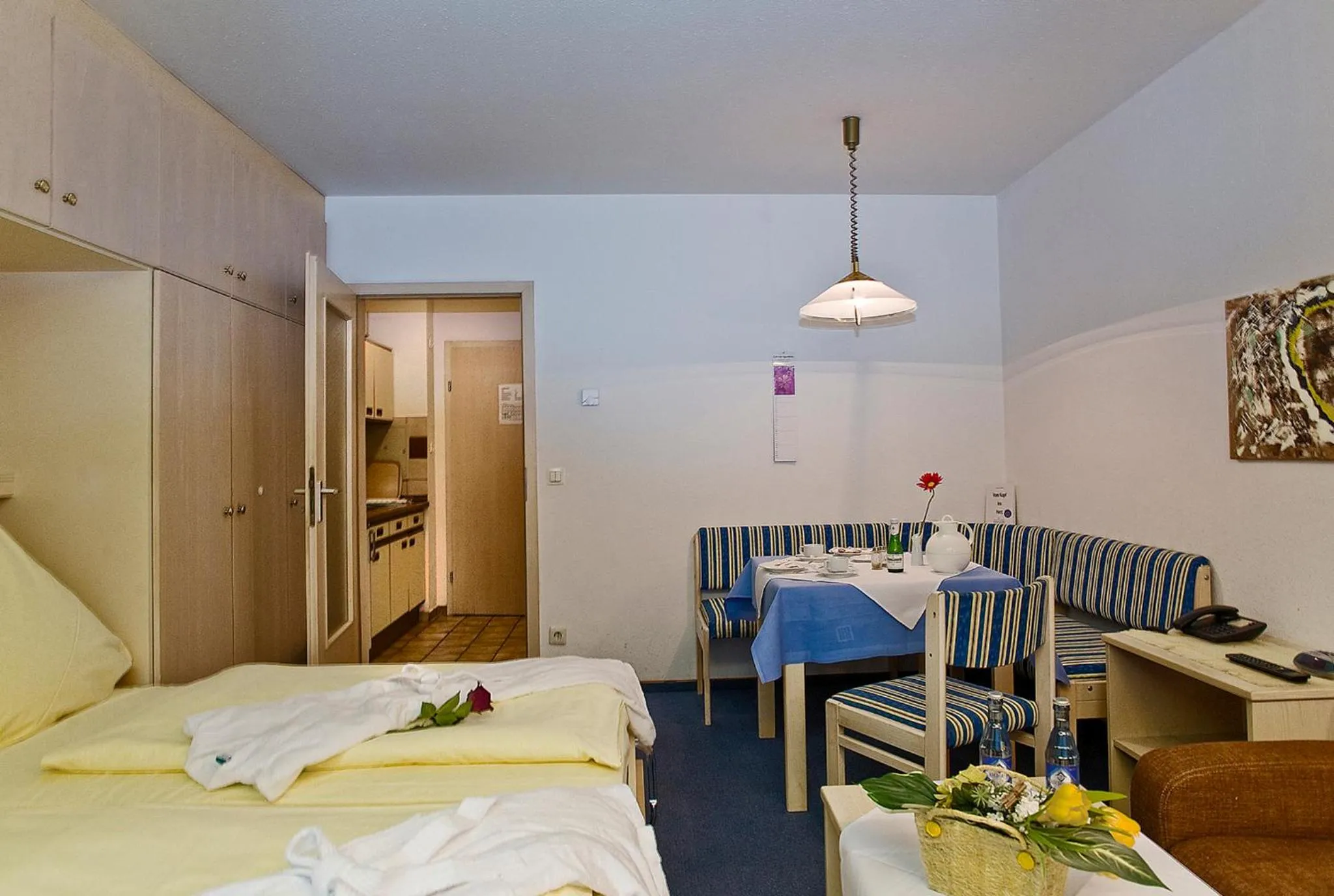 Living room, Bed in Appartmenthaus Thermenhof