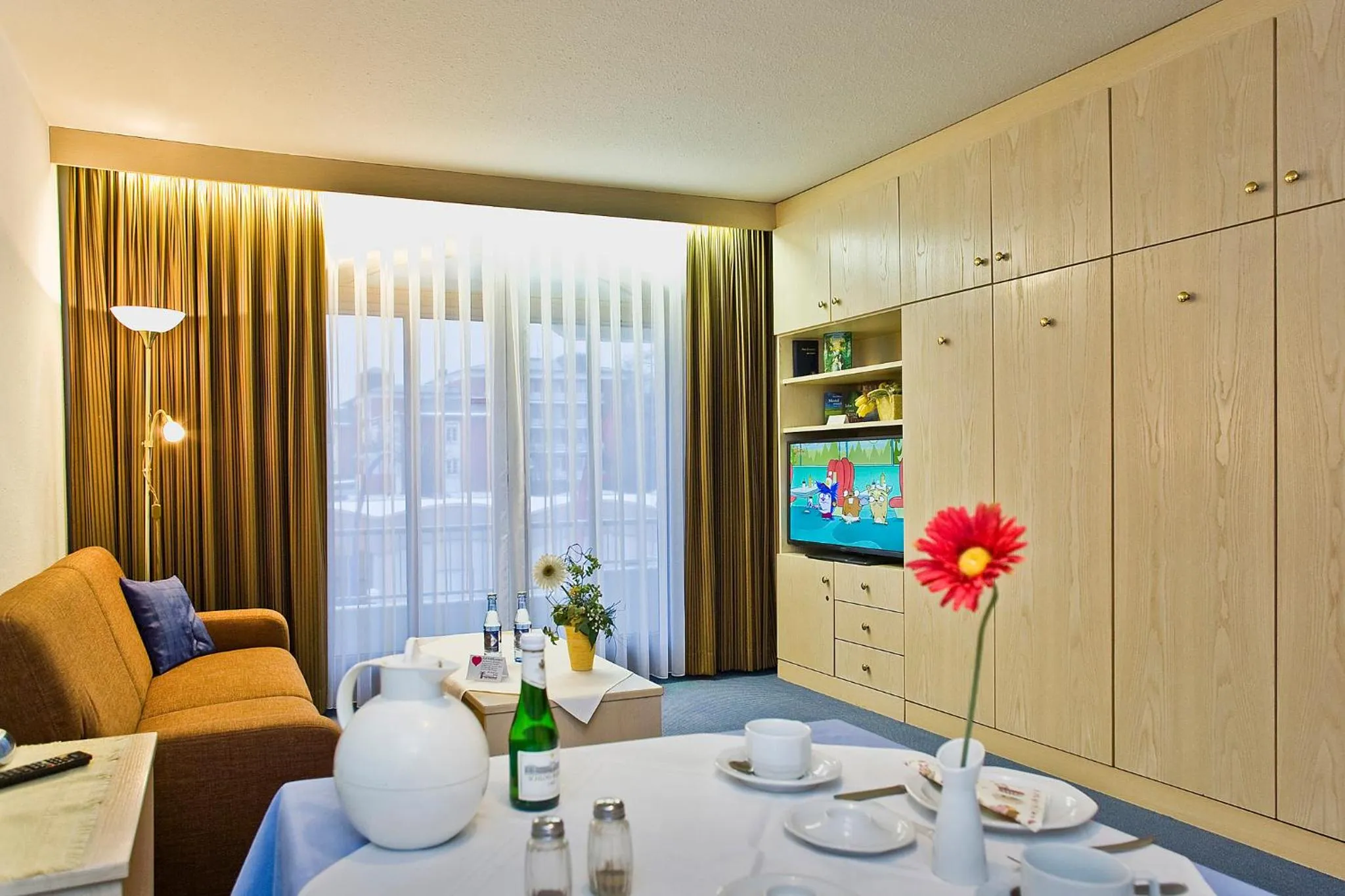 Photo of the whole room in Appartmenthaus Thermenhof