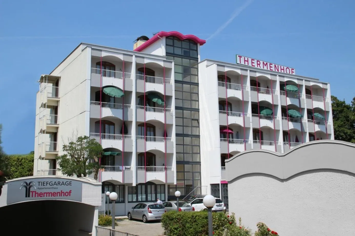 Facade/entrance in Appartmenthaus Thermenhof