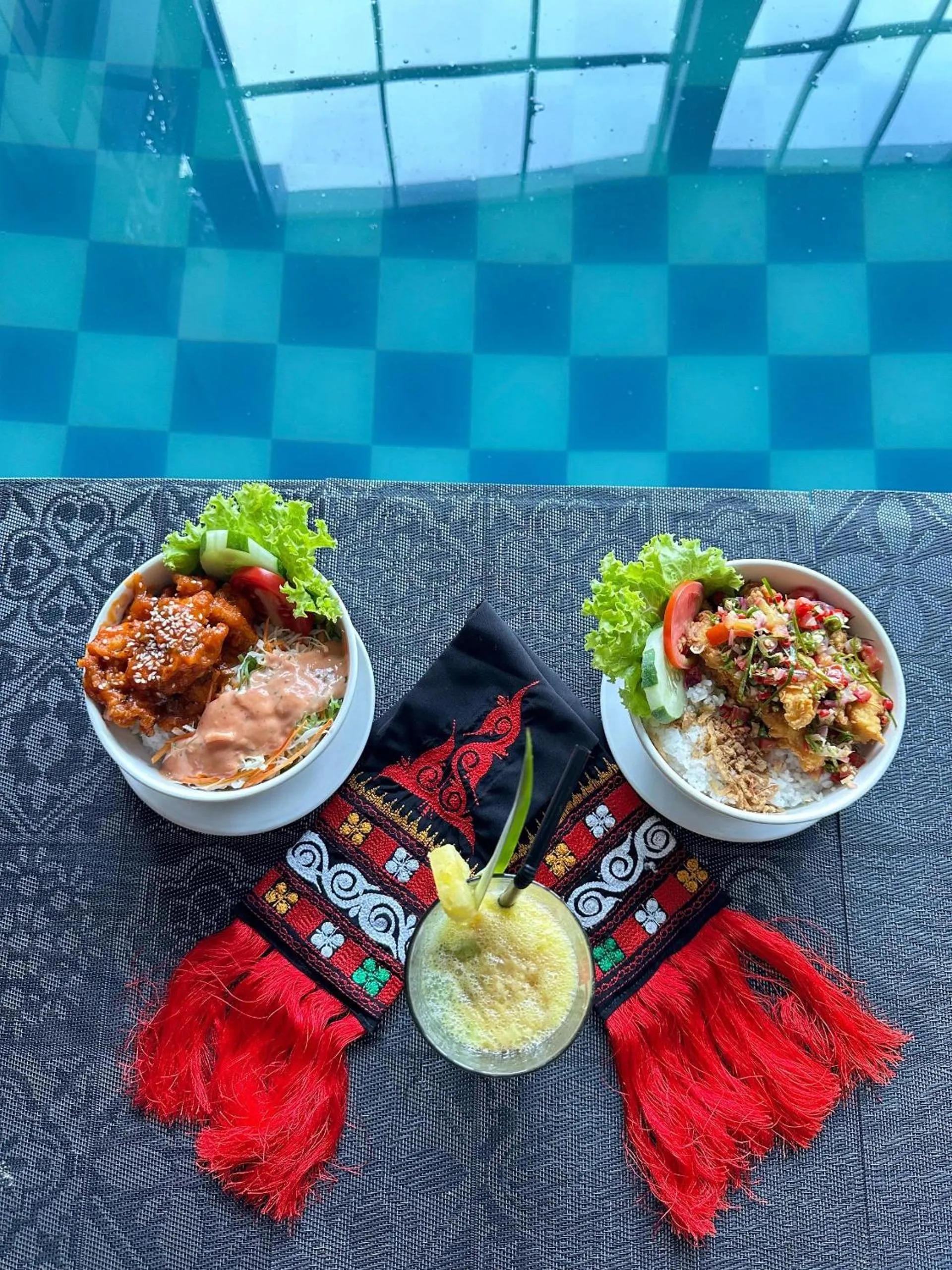 Restaurant/places to eat in Grand Bayu Hill Hotel