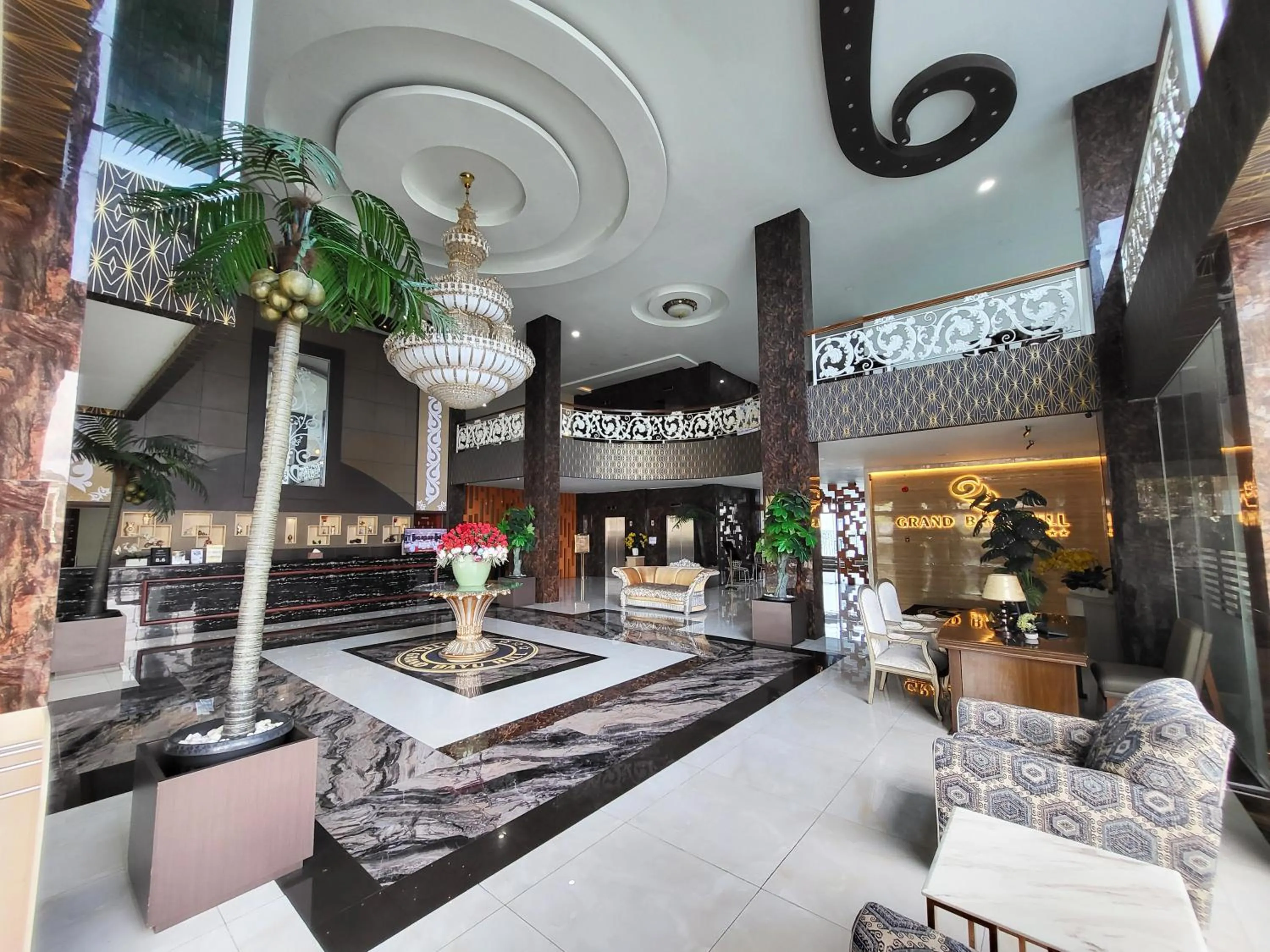 Lobby or reception in Grand Bayu Hill Hotel