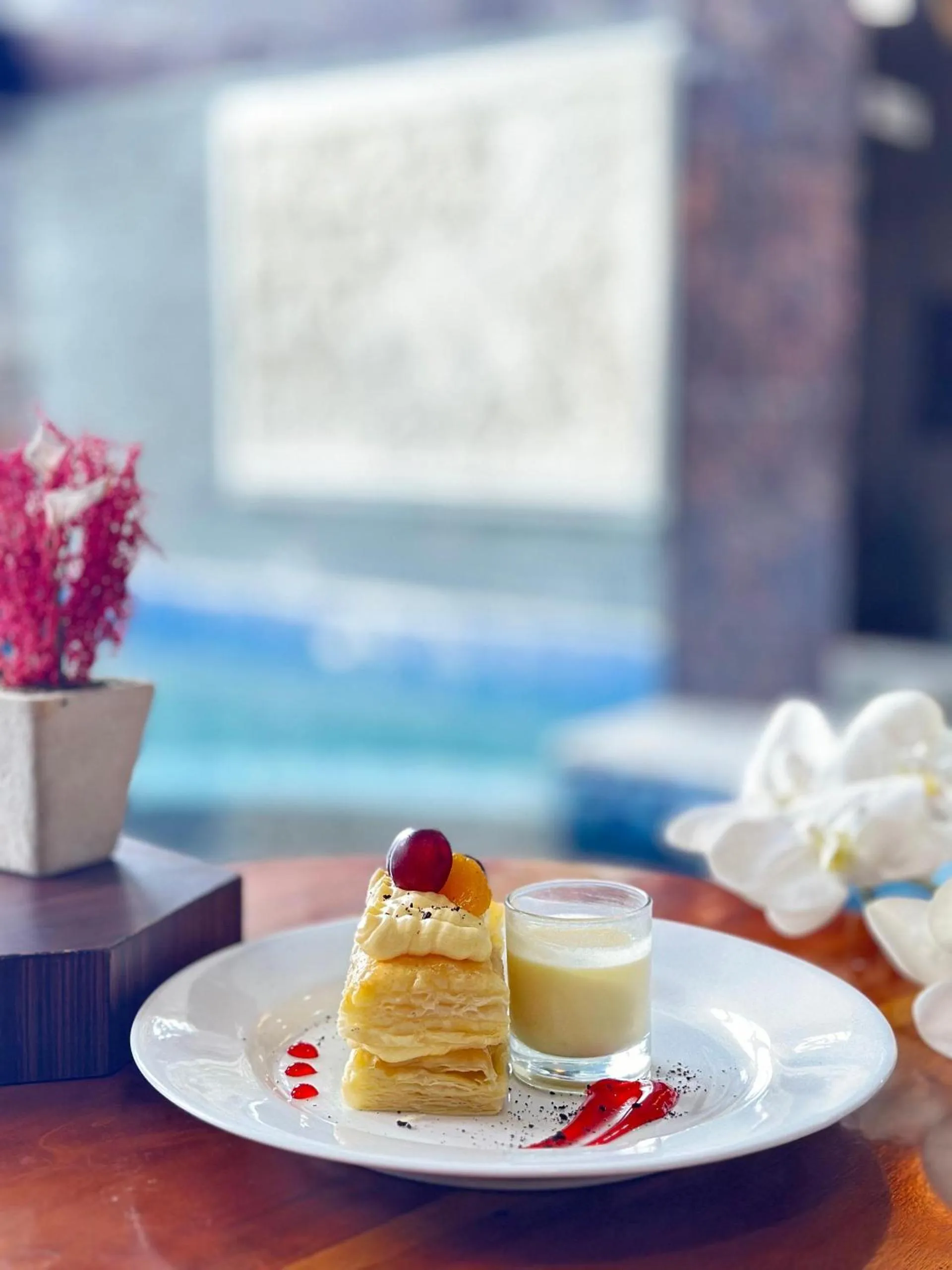 Restaurant/places to eat in Grand Bayu Hill Hotel