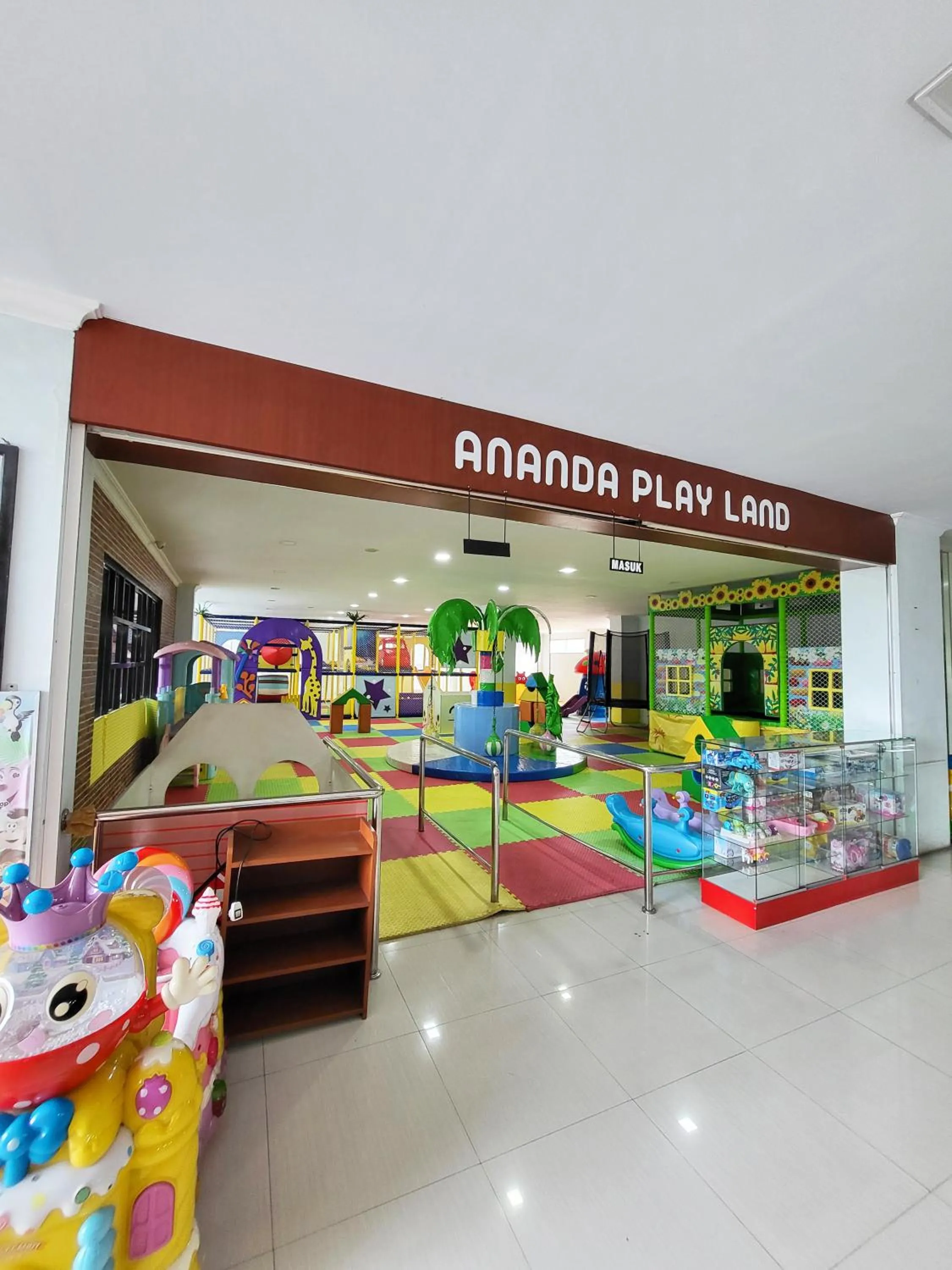 Game Room in Grand Bayu Hill Hotel