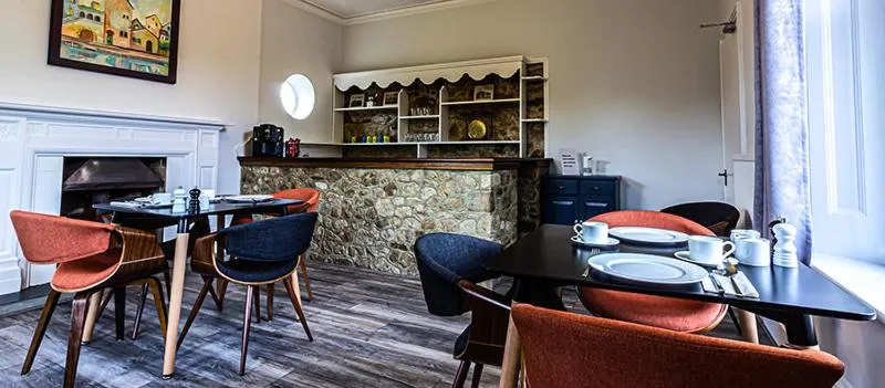 Cosy Wolf Bed & Breakfast