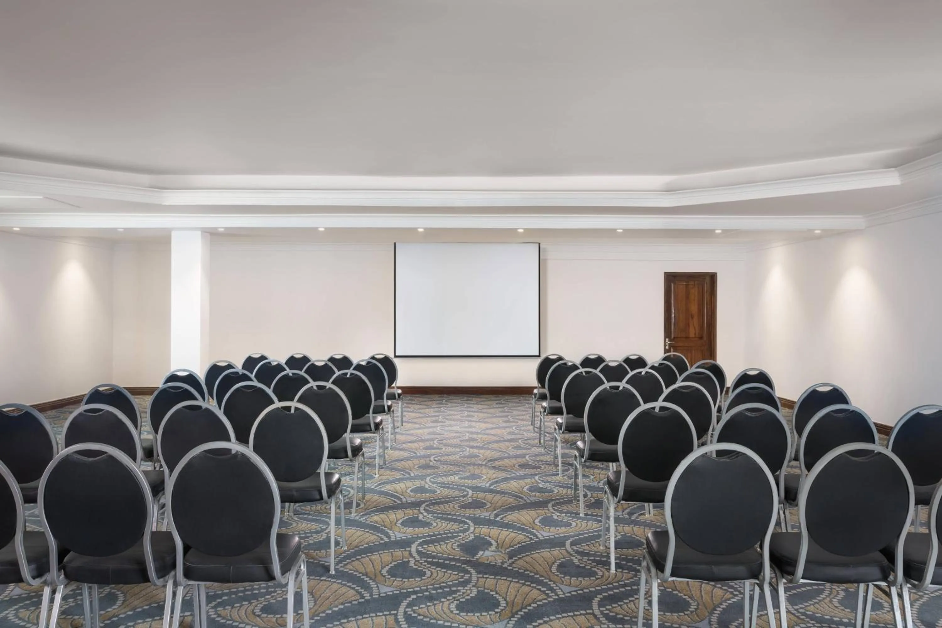Meeting/conference room in Four Points by Sheraton Arusha, The Arusha Hotel