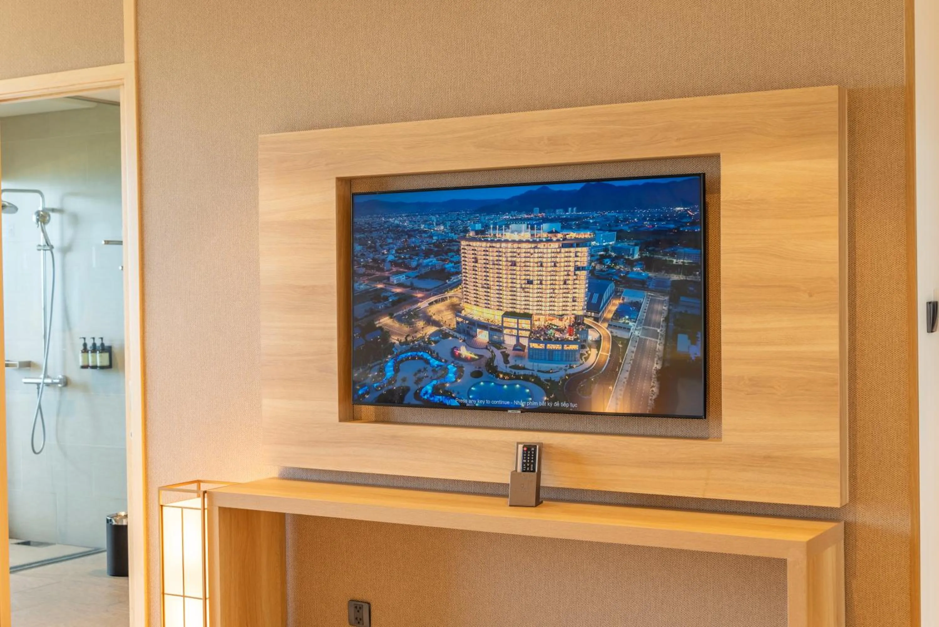 TV and multimedia in Da Nang - Mikazuki Japanese Resorts & Spa