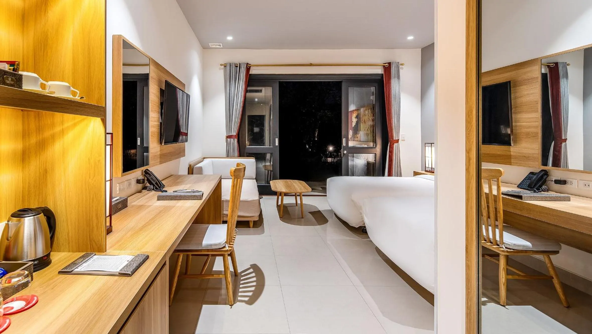 Photo of the whole room, Bed in Da Nang - Mikazuki Japanese Resorts & Spa