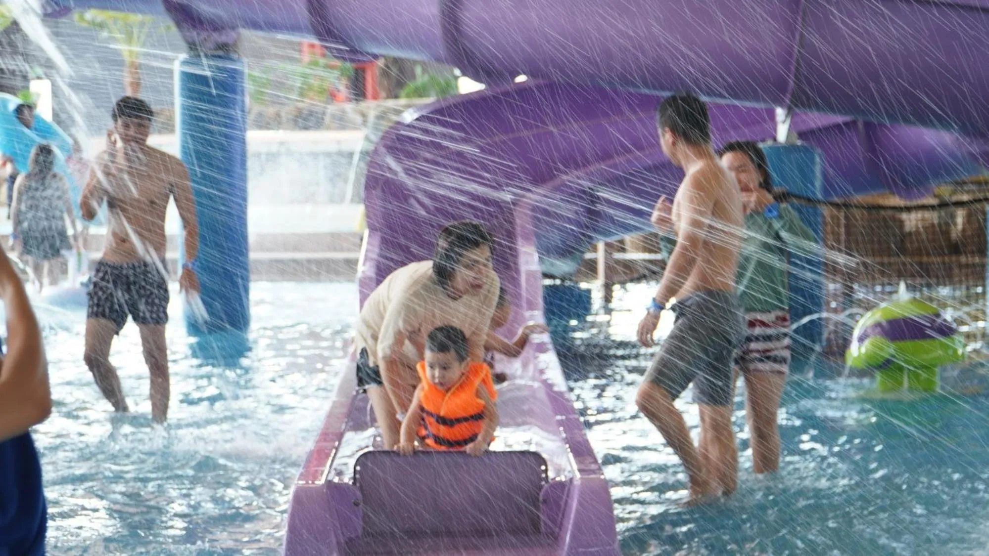 Aqua park in Da Nang - Mikazuki Japanese Resorts & Spa