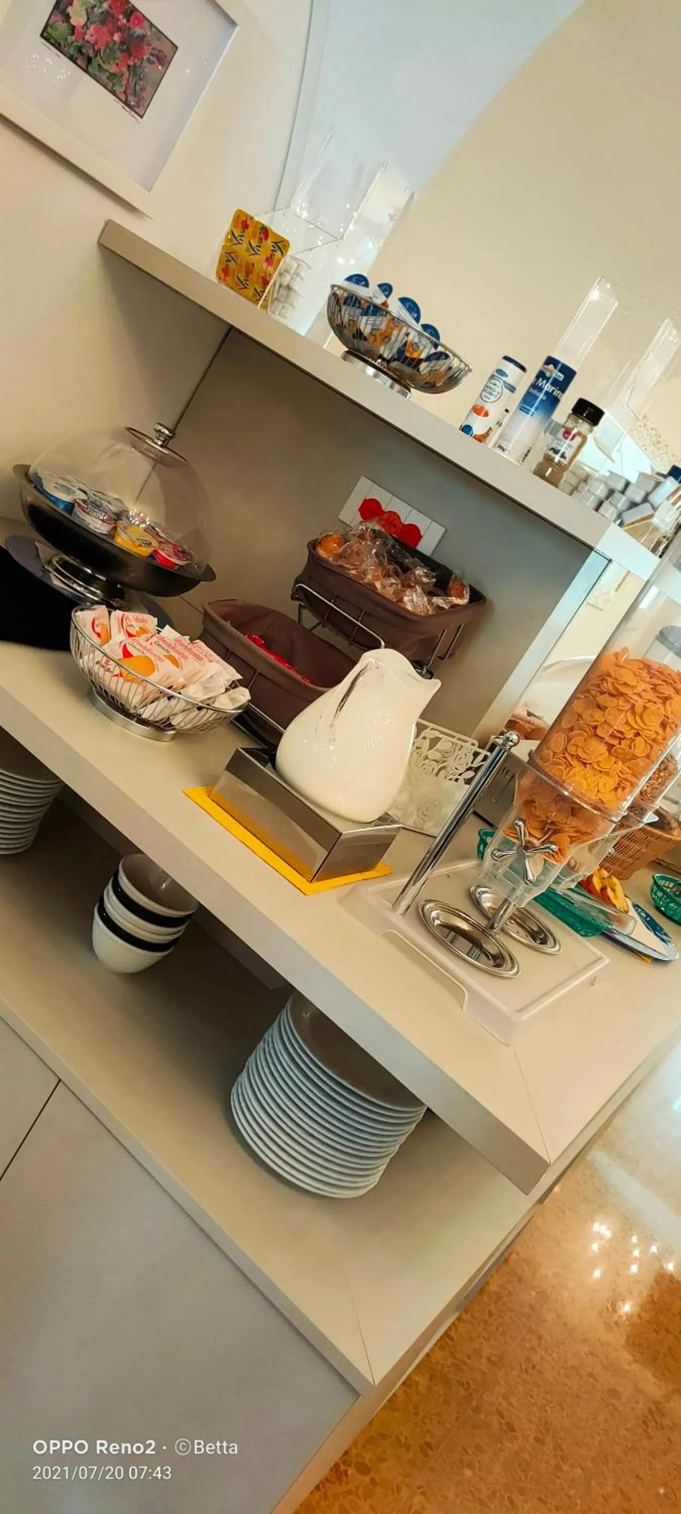 Breakfast in Hotel Sirena