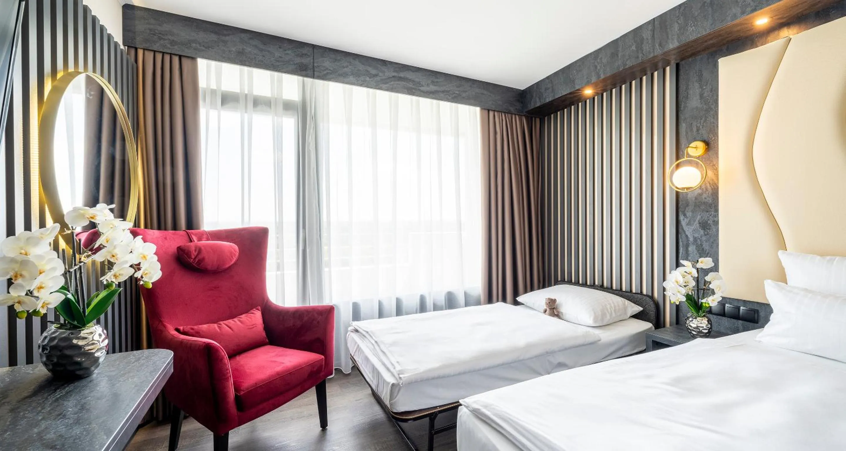 Photo of the whole room, Bed in PLAZA Hotel Bruchsal