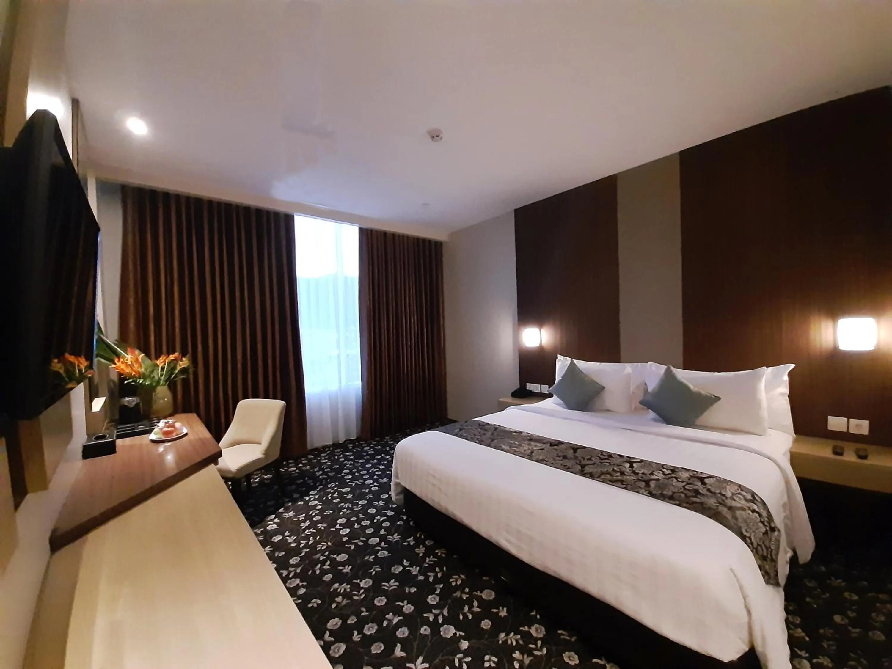Bed in Aston Gorontalo Hotel & Convention Center