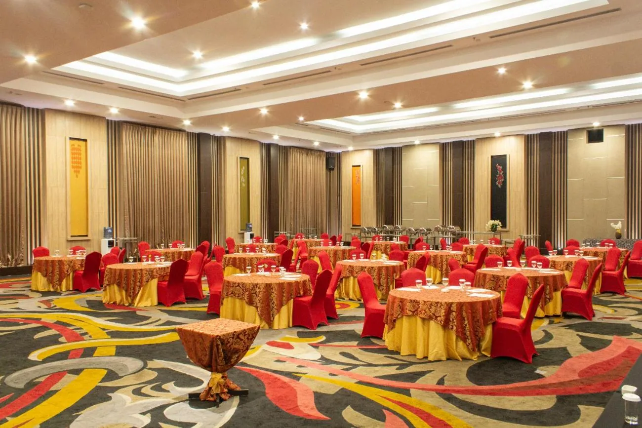 Aston Gorontalo Hotel & Convention Center