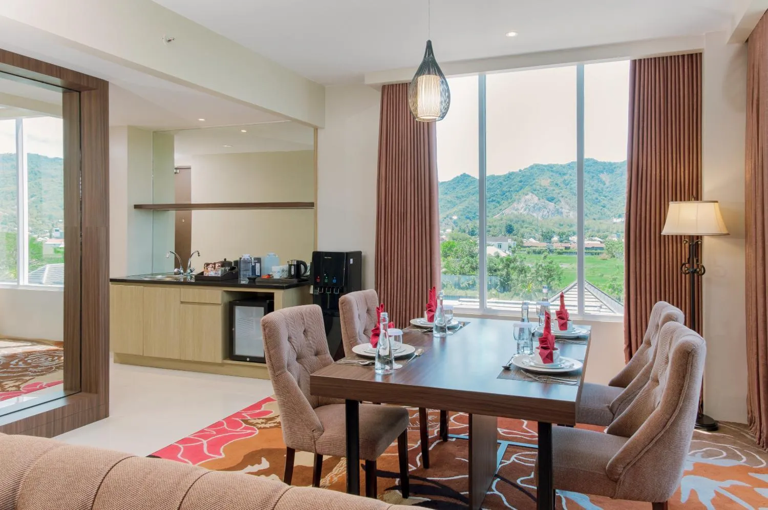 Kitchen or kitchenette in Aston Gorontalo Hotel & Convention Center