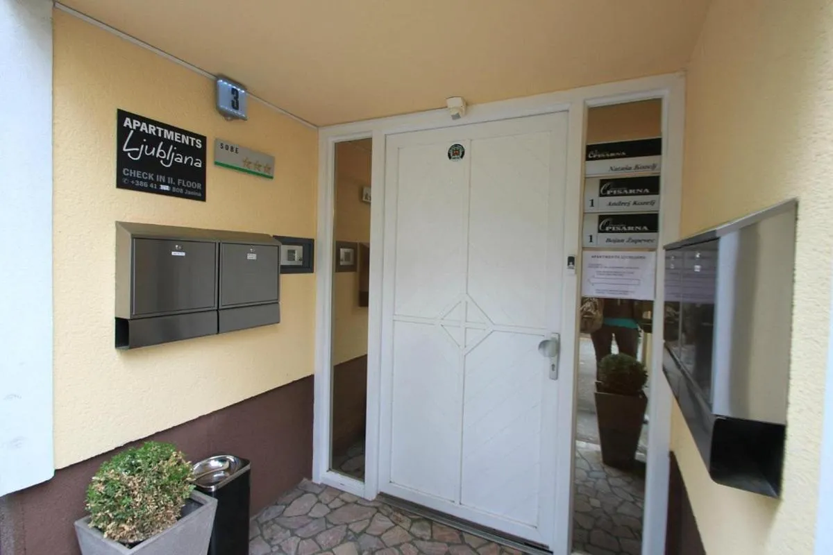 Family Studio in Apartments Katrca Ljubljana