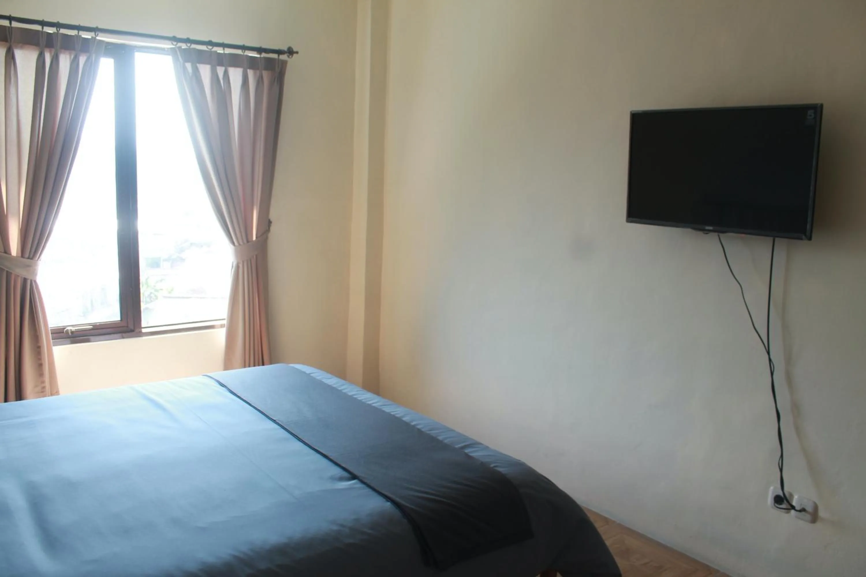 Bedroom, Bed in bumimakhraja syariah 4