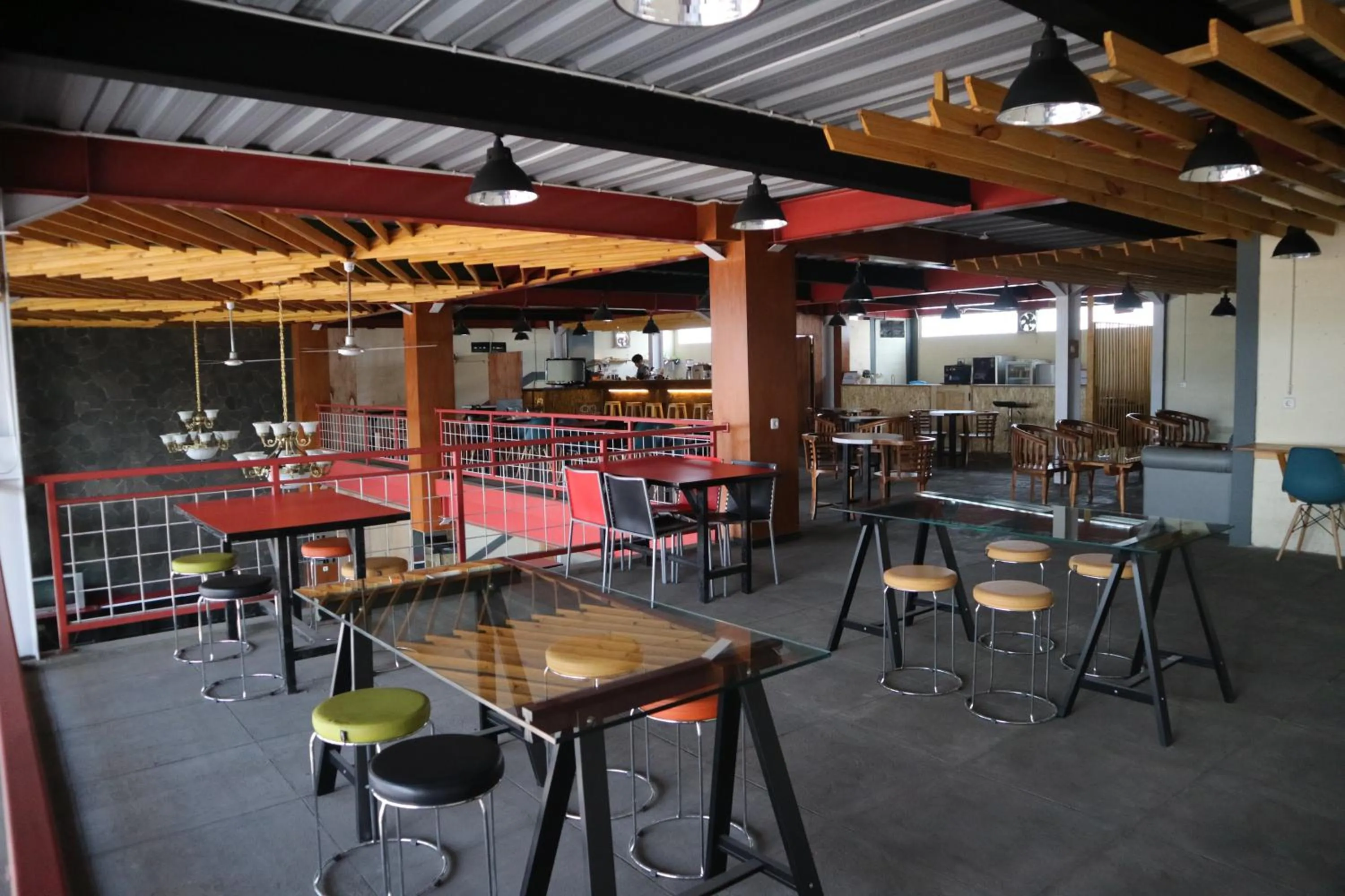 Restaurant/places to eat in bumimakhraja syariah 4