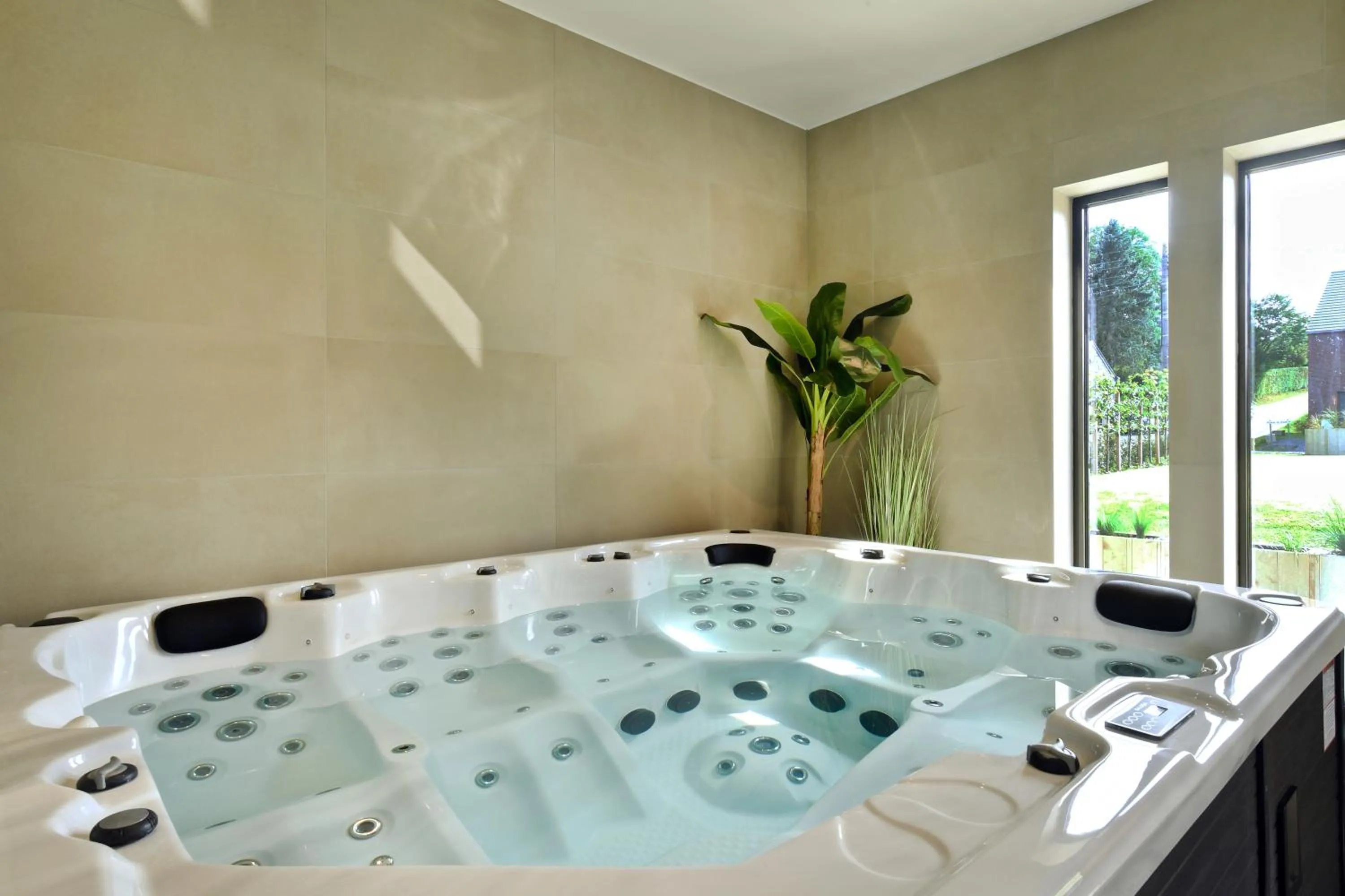 Hot Tub in DURBUY SUITES