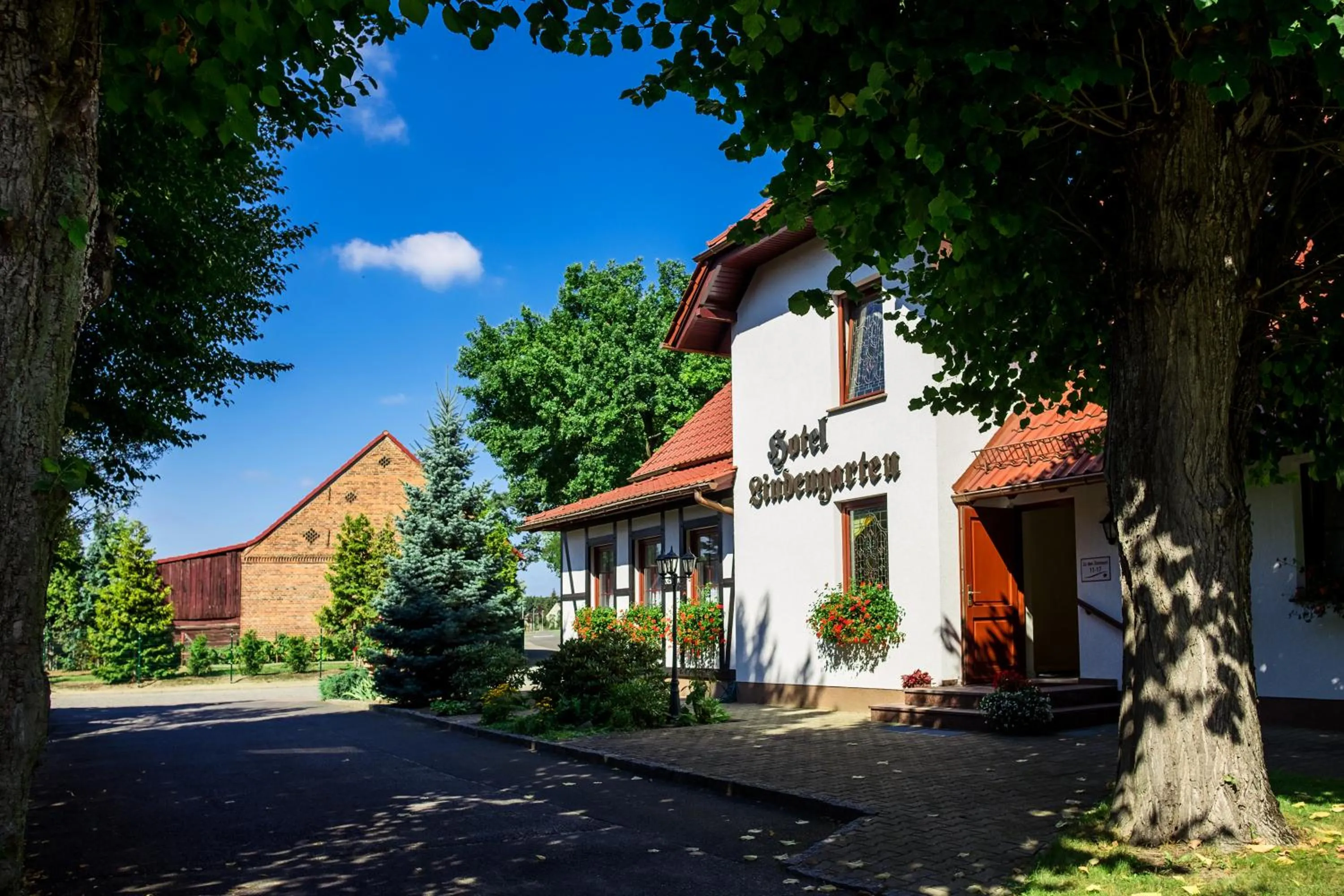 Property building in Hotel & Restaurant Lindengarten