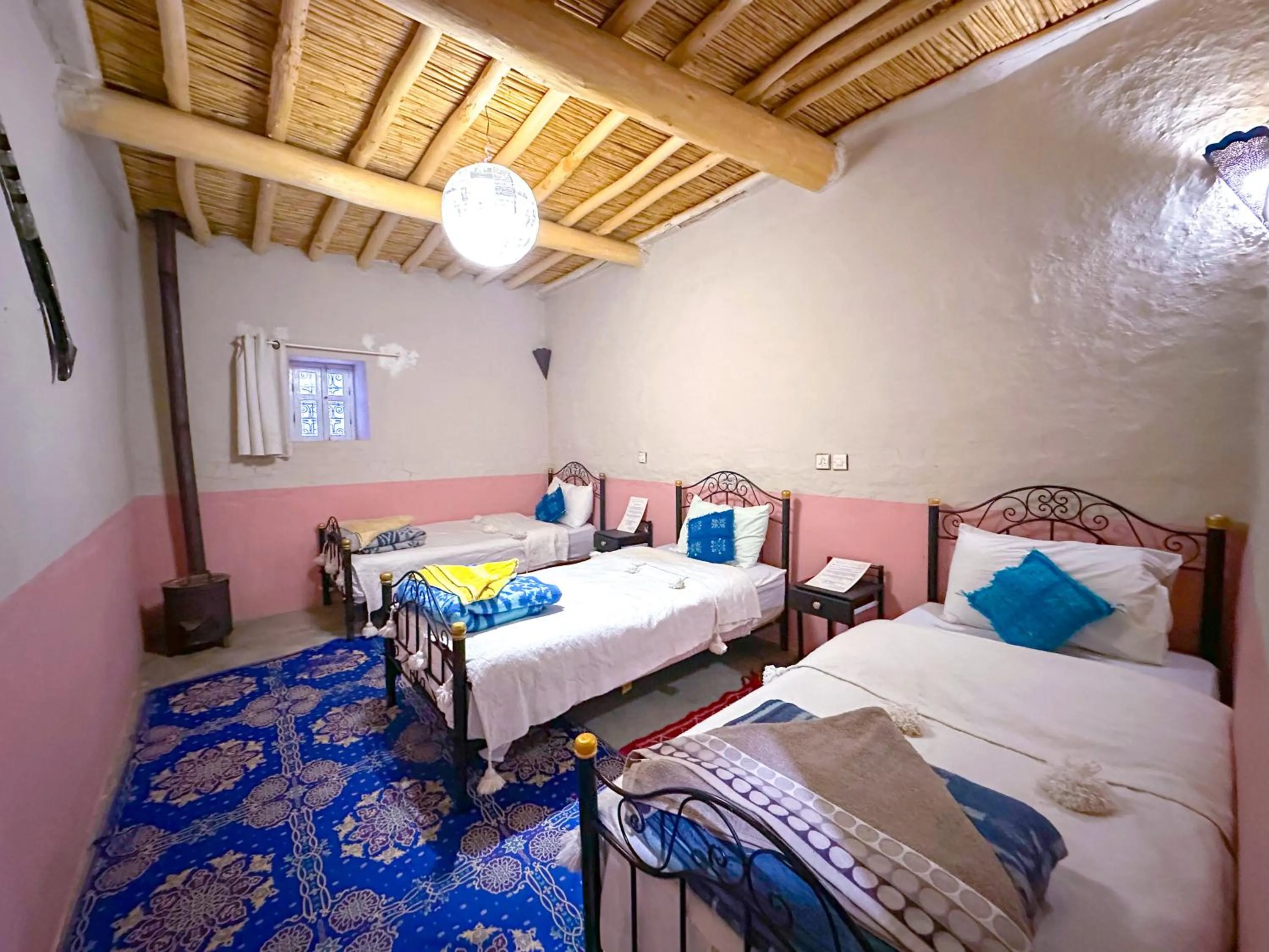 Bed in Auberge & Restaurant Agoudal