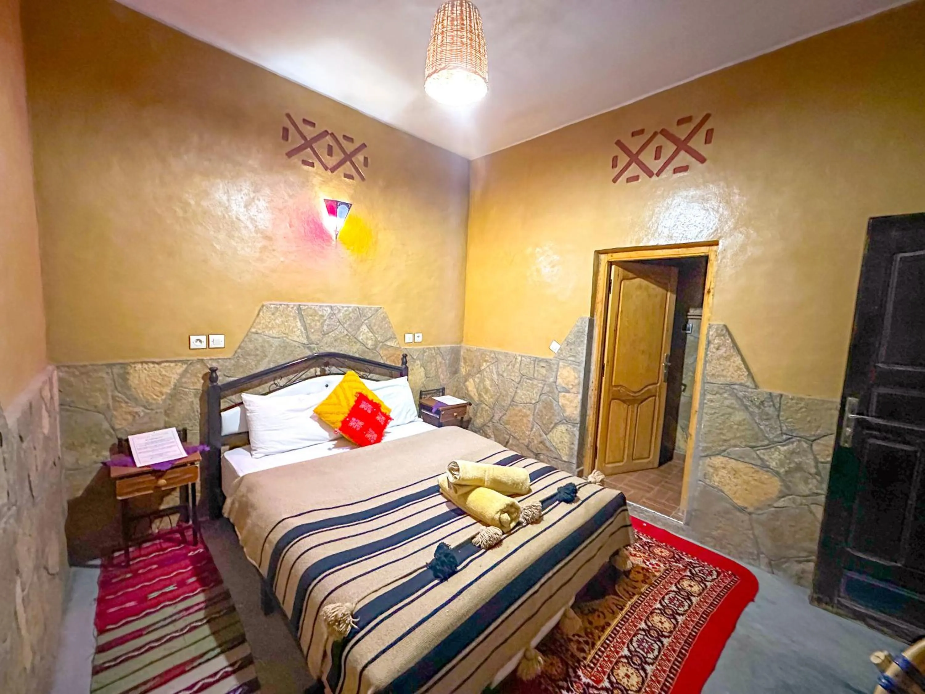 Bed in Auberge & Restaurant Agoudal