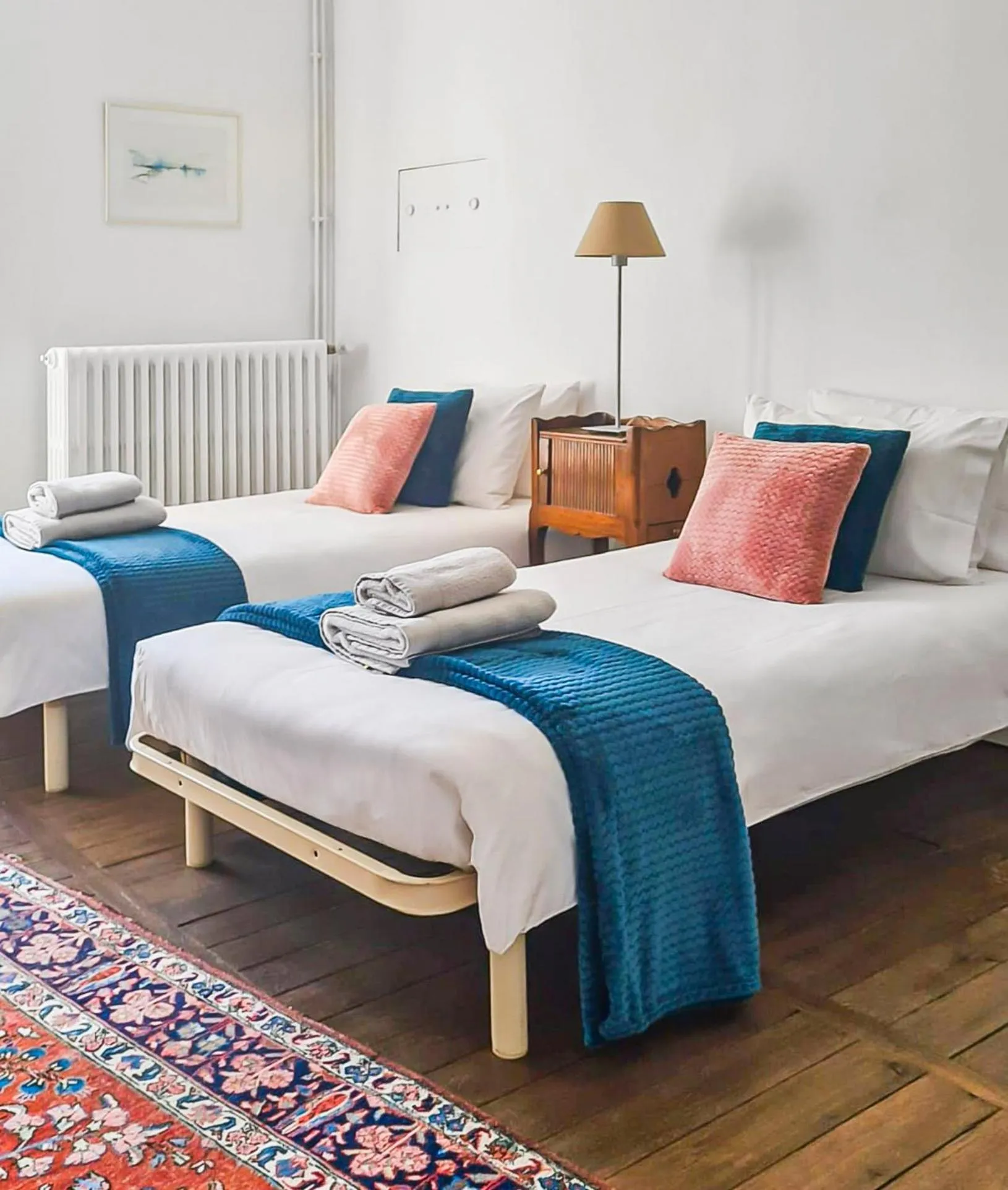 Photo of the whole room, Bed in L'eau Vive demeure de charme