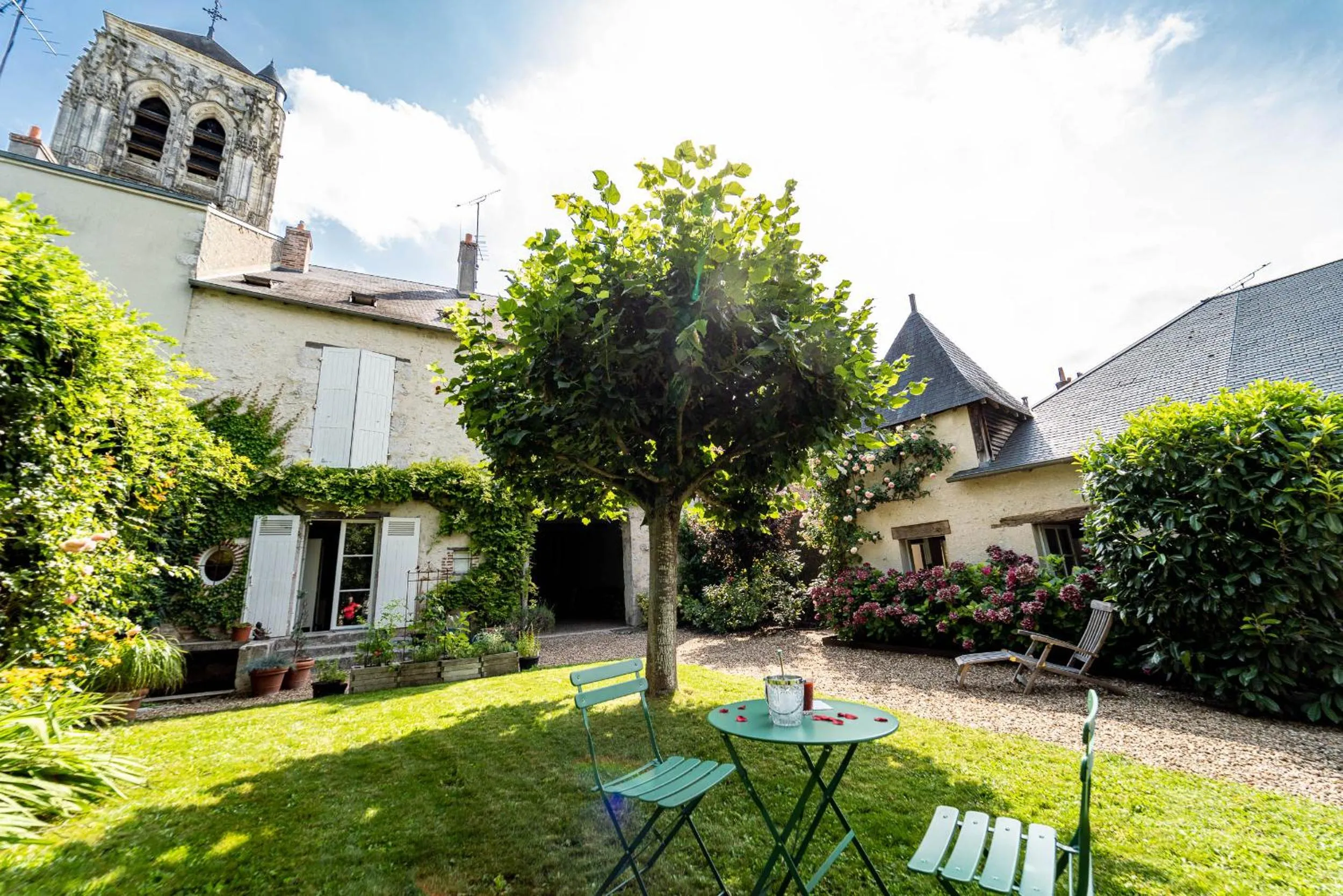 Property building in L'eau Vive demeure de charme