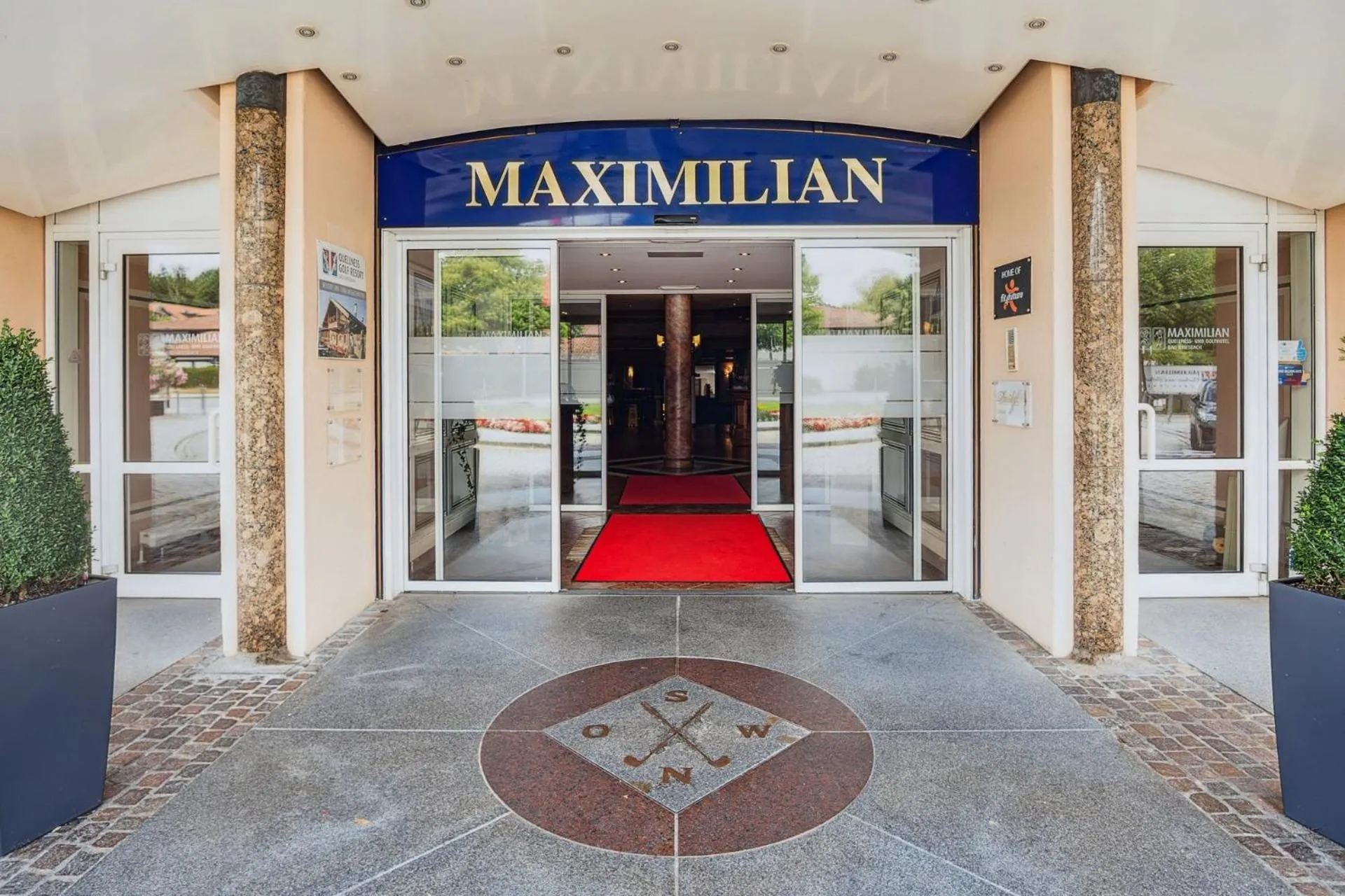 Property building in Hotel Maximilian