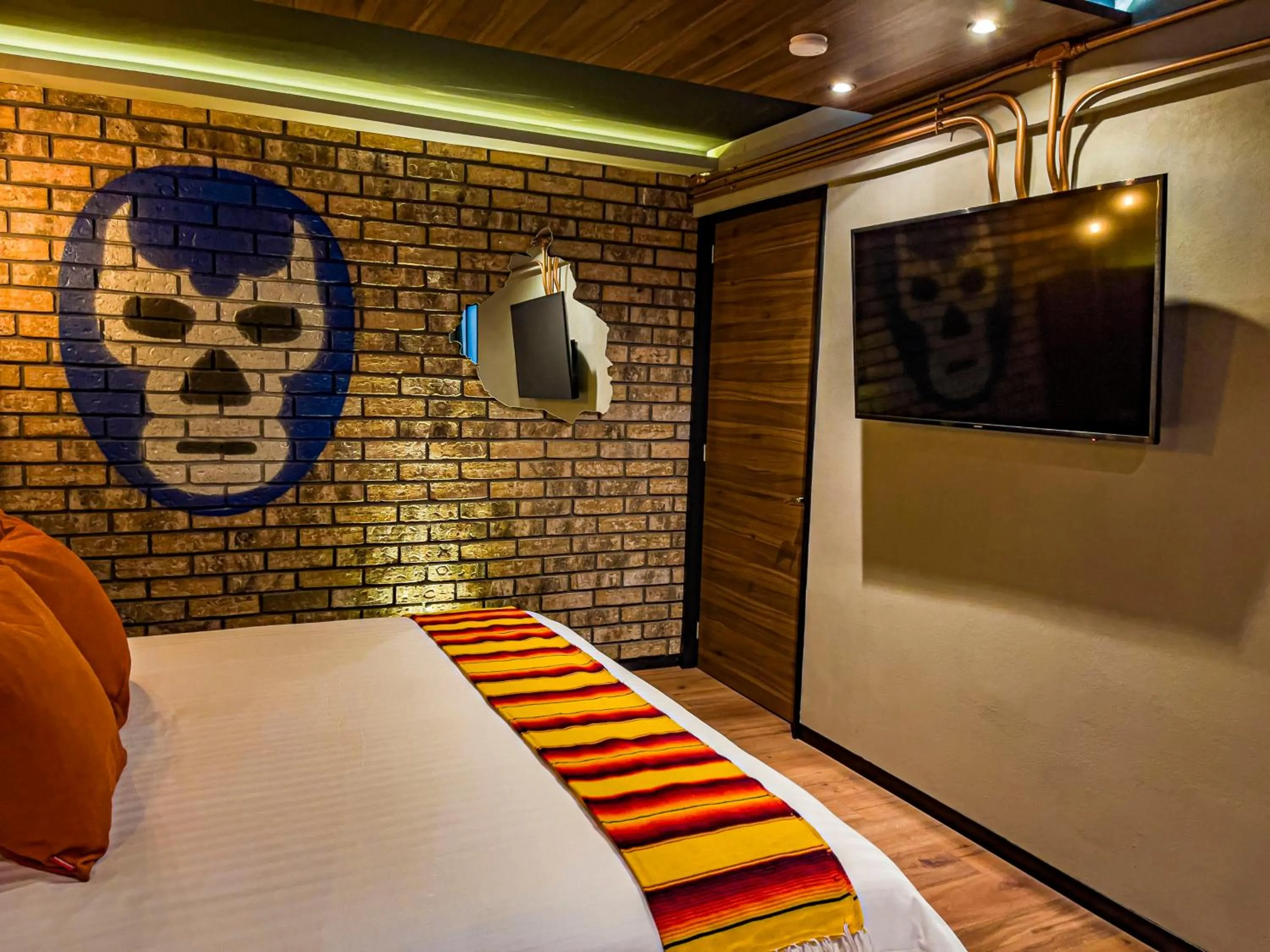 Bedroom, Bed in Cadillac Hotel Boutique