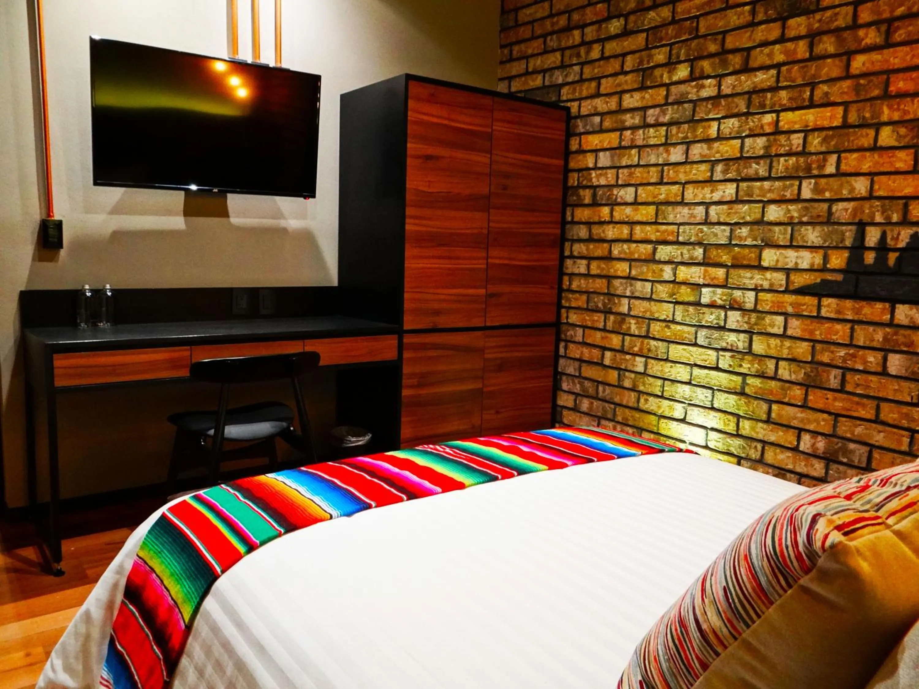 Bed in Cadillac Hotel Boutique