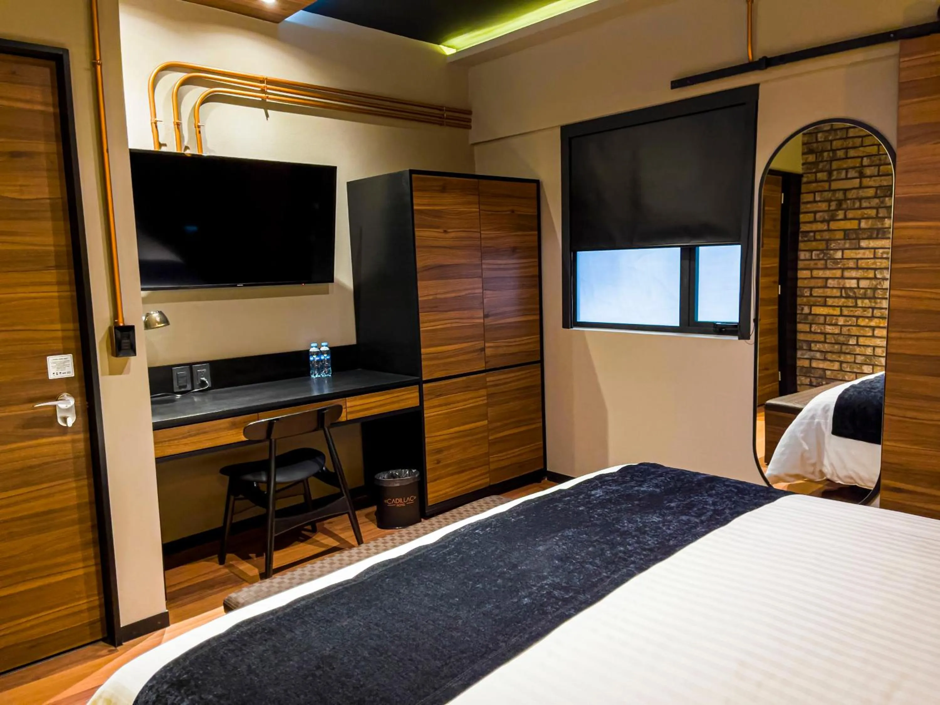 Bedroom, Bed in Cadillac Hotel Boutique