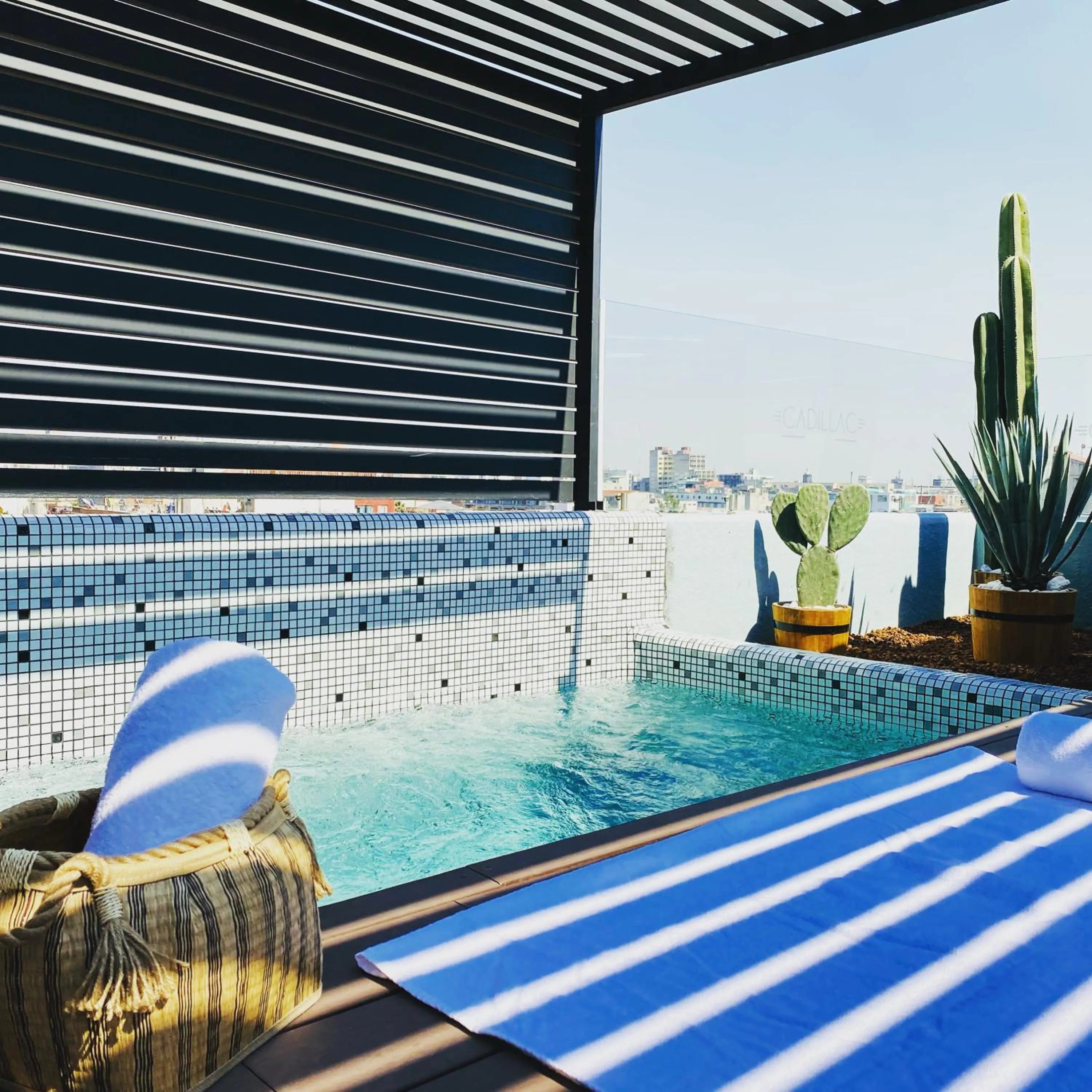 Swimming pool in Cadillac Hotel Boutique