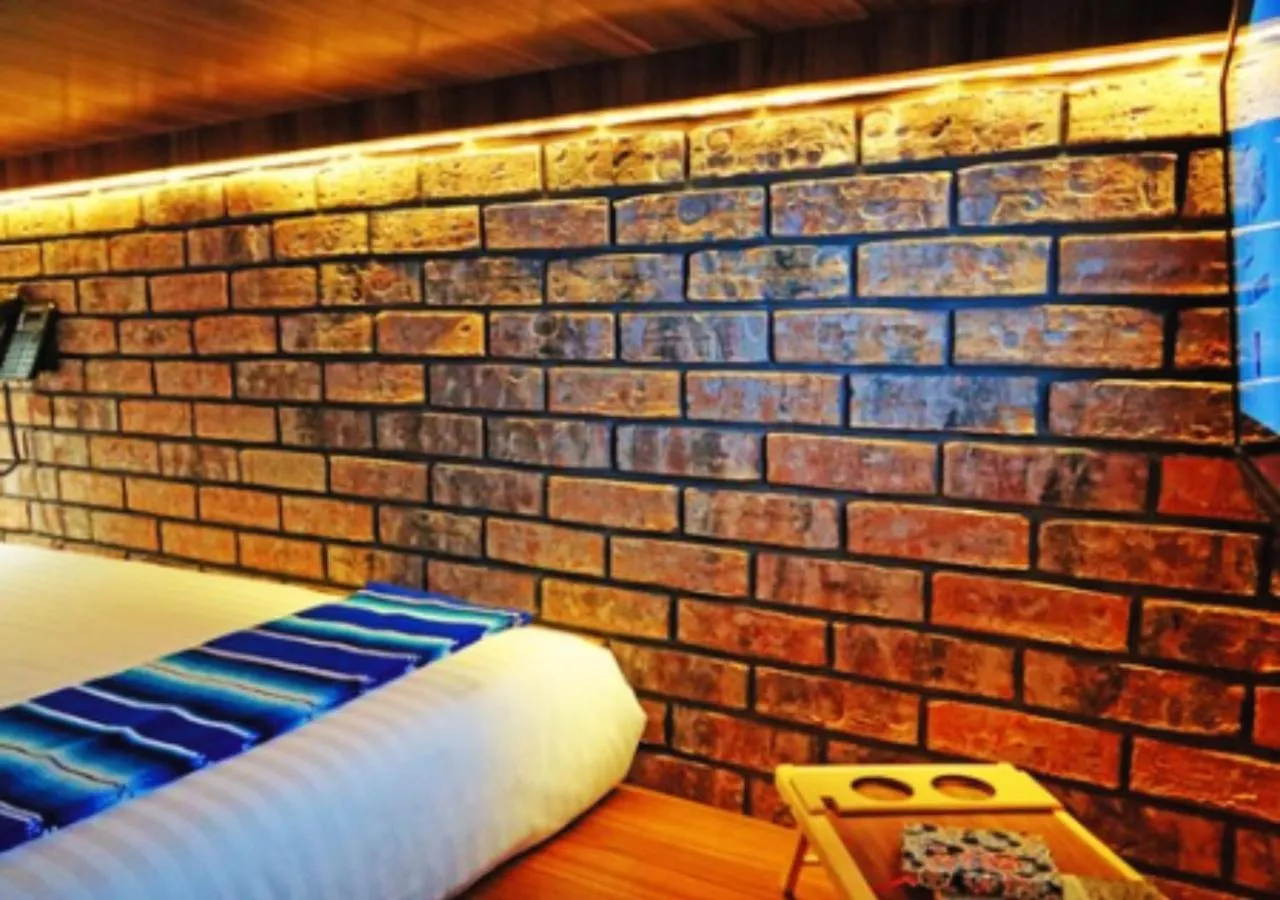 TV and multimedia, Bed in Cadillac Hotel Boutique