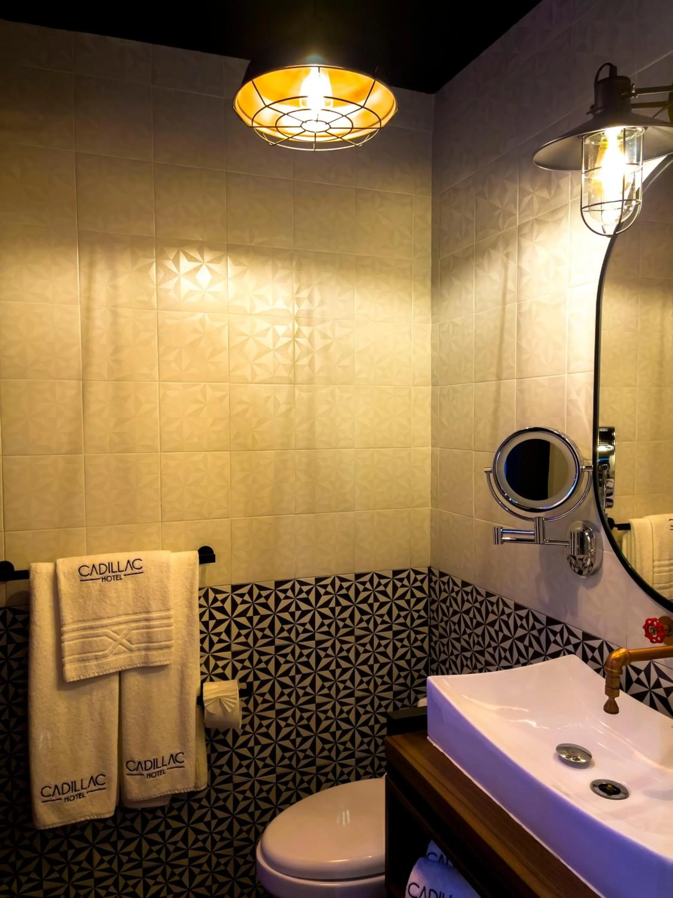 Bathroom in Cadillac Hotel Boutique