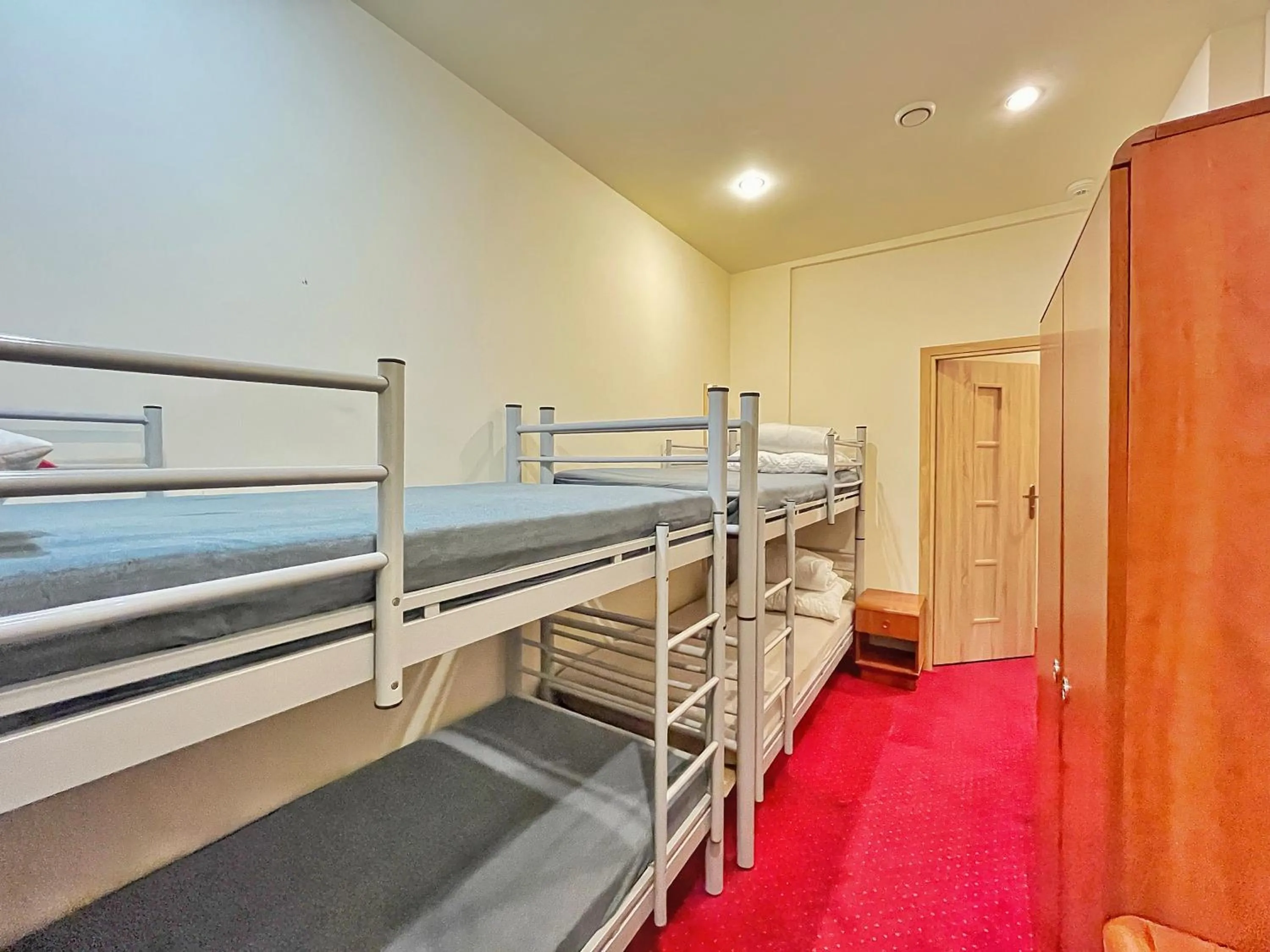 Parking, Bed in Fry House