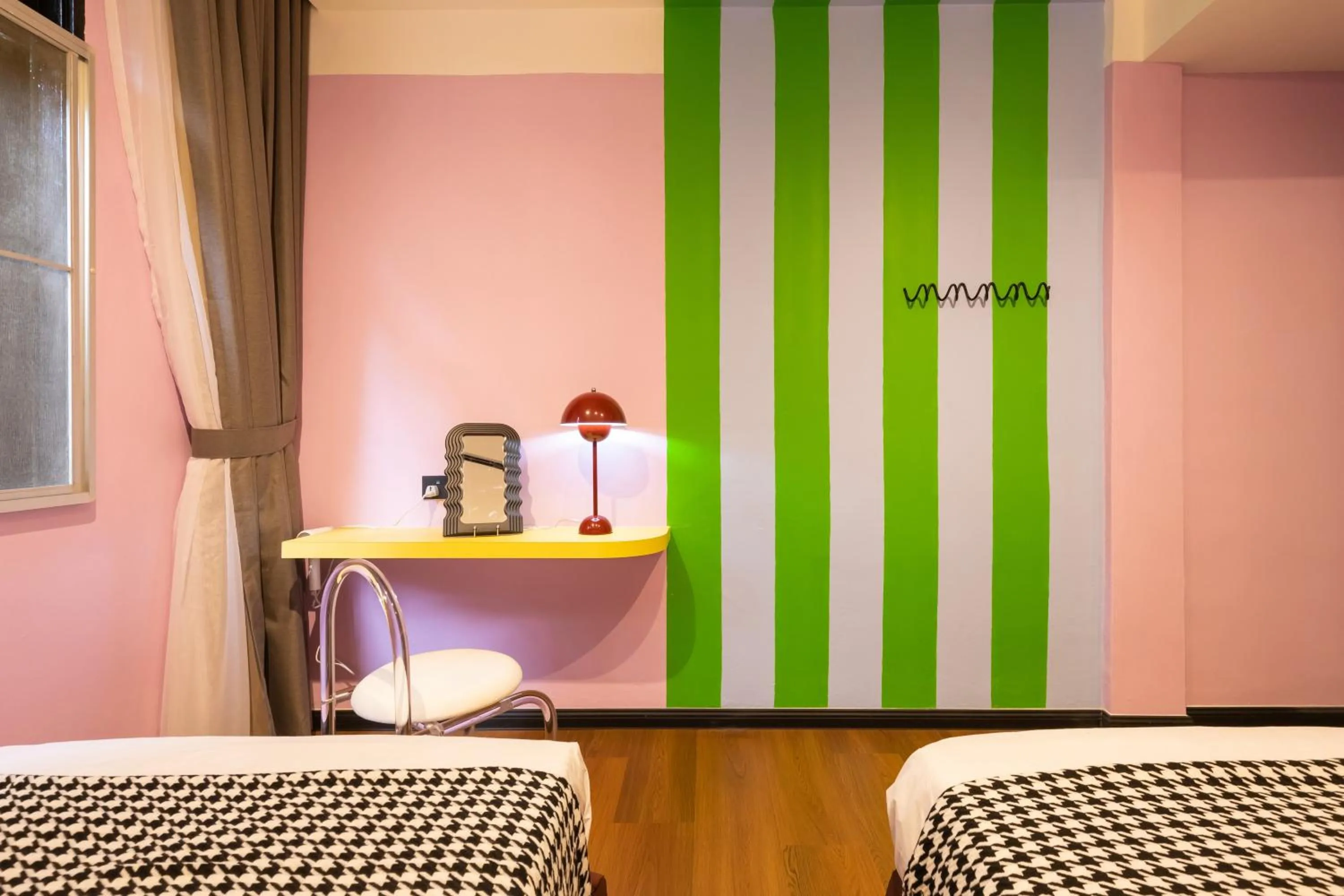 Bed in Parkland Suites