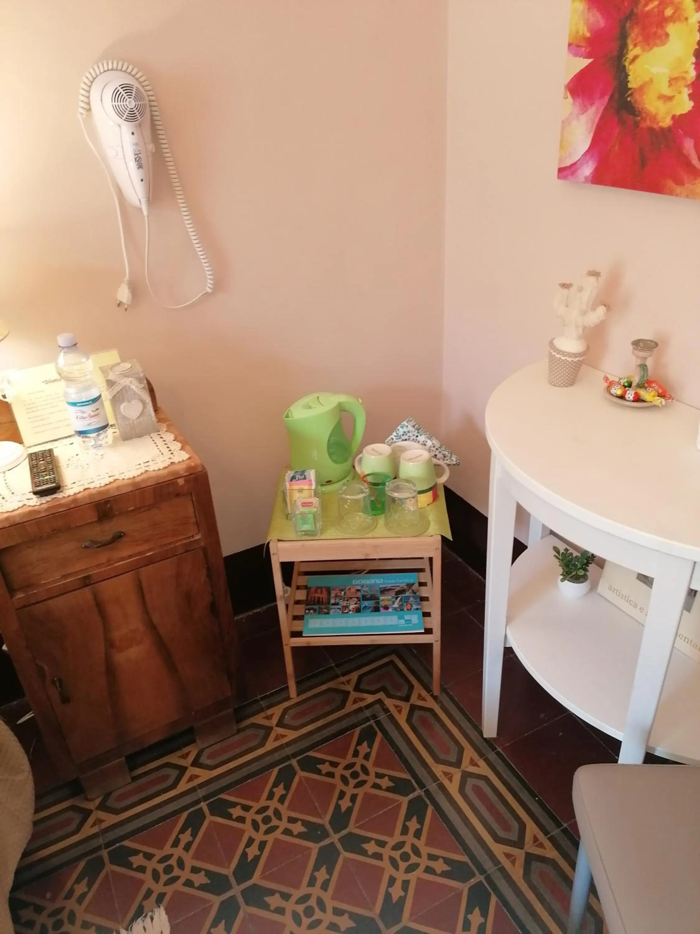 Coffee/tea facilities in Diletta Oasi